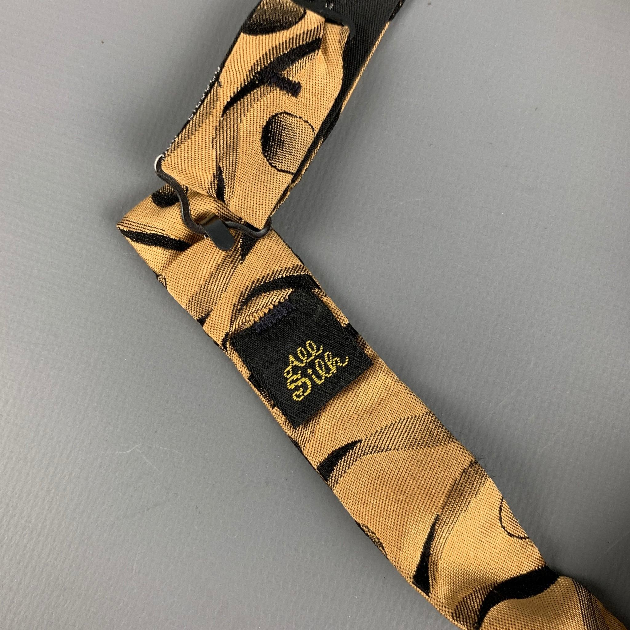 Men's NEIMAN MARCUS Yellow Black Abstract Silk Cummerbund Bow Tie Set