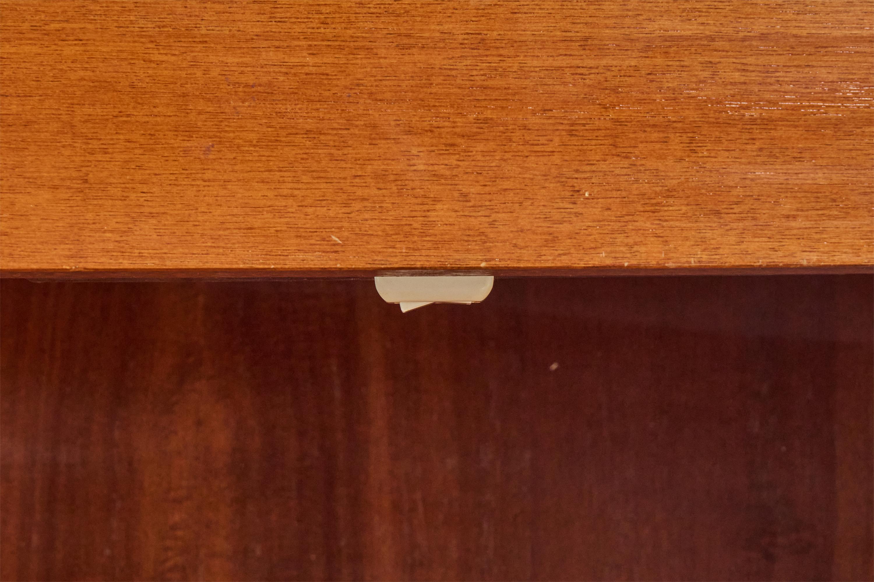 Nello Baroni Attribution, Nightstands, Wood, Metal, Italy, 1960s For Sale 2