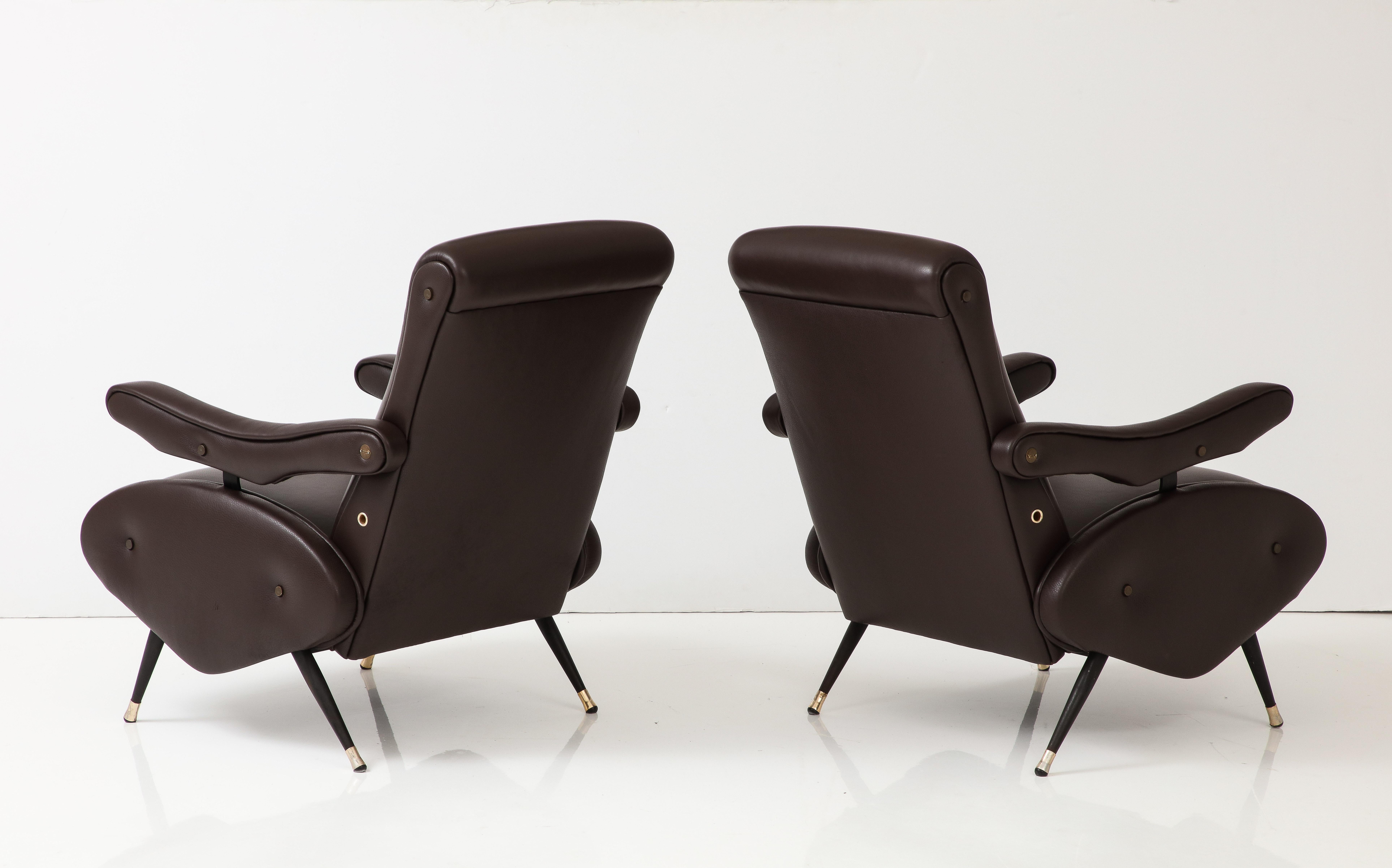 Nello Pini for Novarredo, Pair of Reclining Leather Lounge Chairs, Italy 1959  For Sale 9