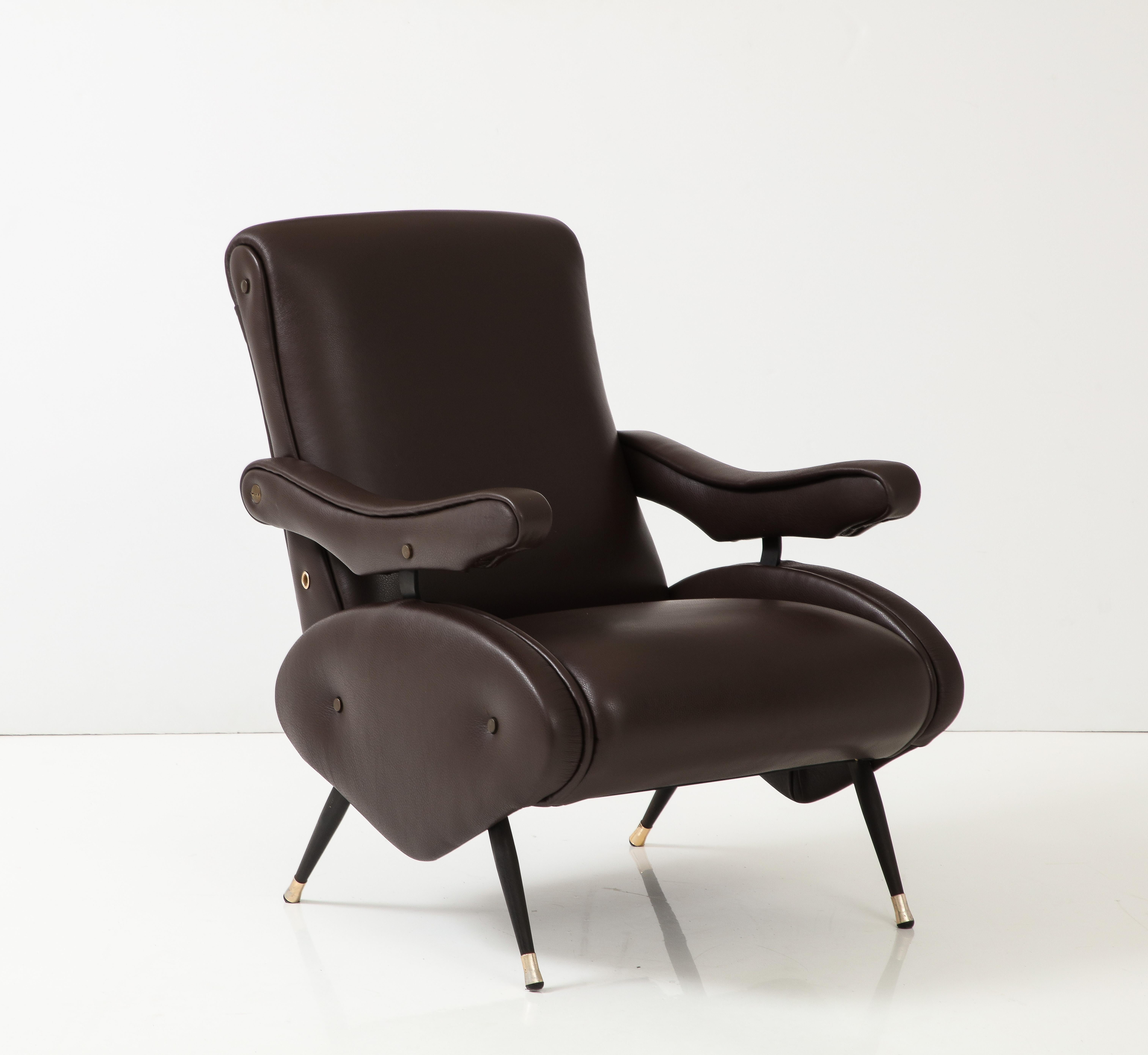 Mid-20th Century Nello Pini for Novarredo, Pair of Reclining Leather Lounge Chairs, Italy 1959  For Sale