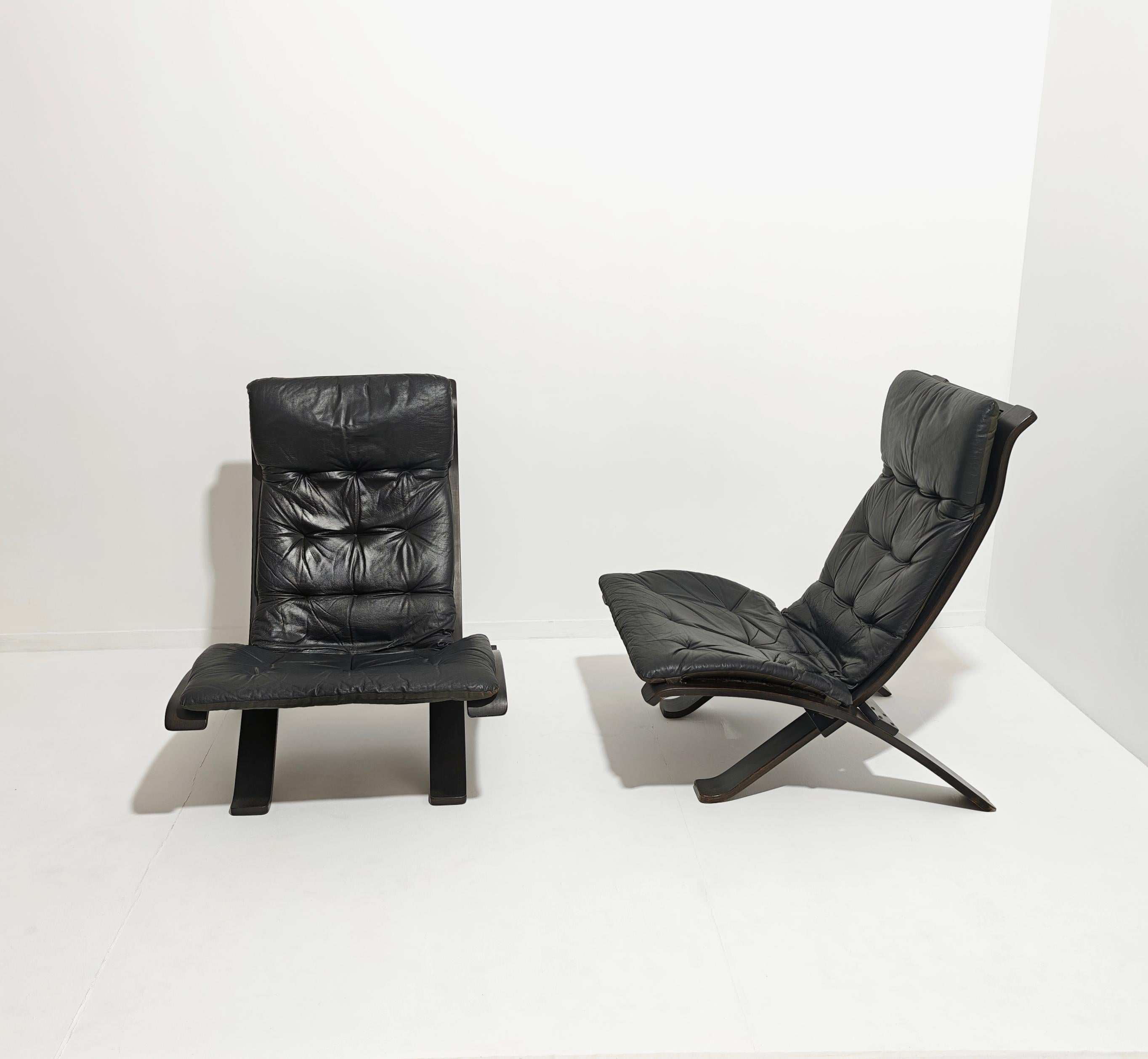 Nelo Arredi Pair of Folding Armchairs in Wood and Leather Italy 80s Mid-Century in vendita 11