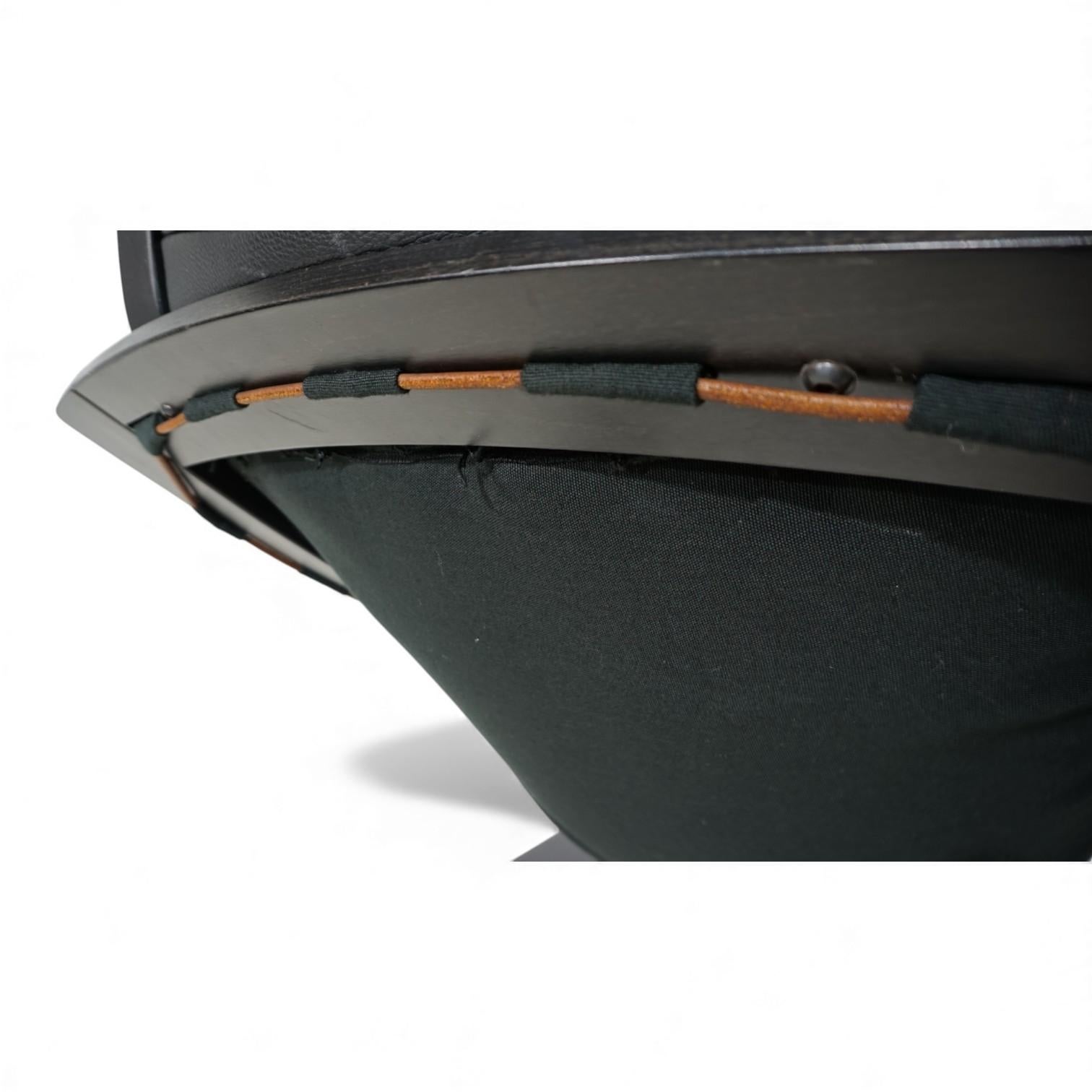 Suédois Chaise longue en cuir noir Nelo Kroken par Åke Fribytter, 1970 en vente