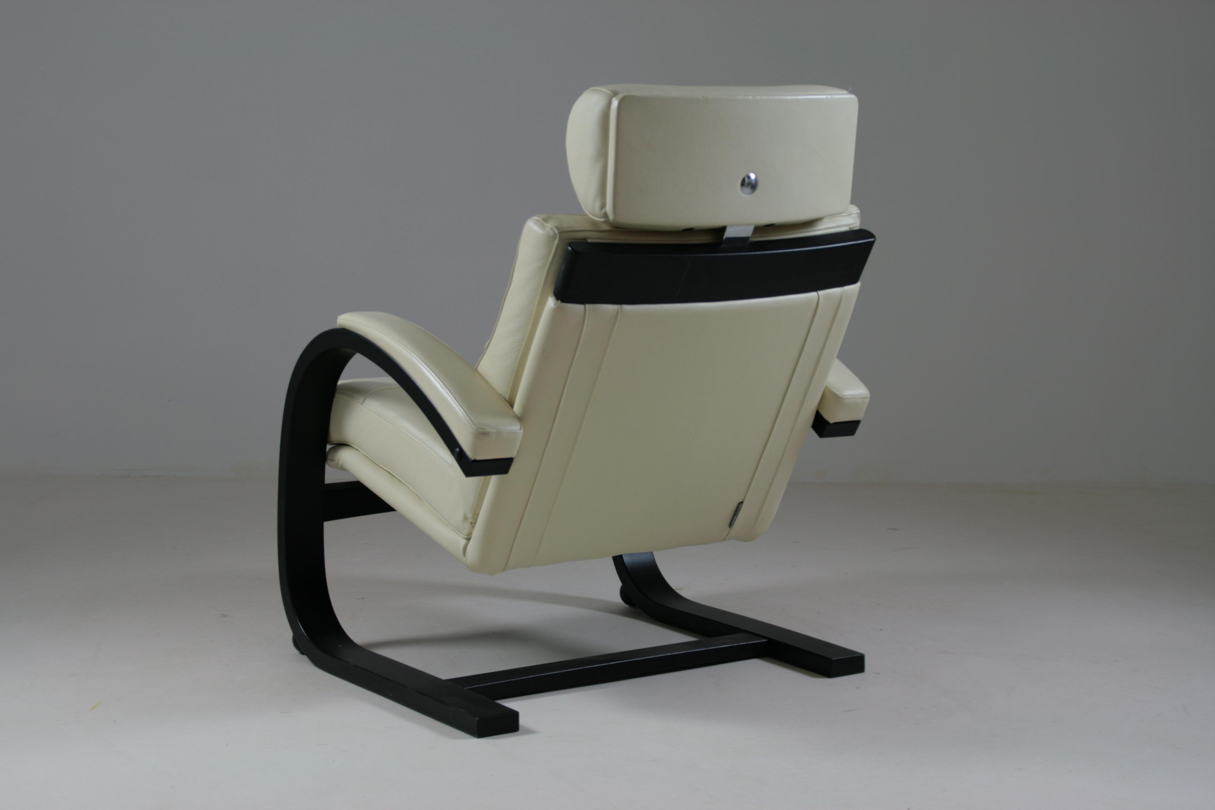 Nelo Swedish leather recliner armchair by åke fribyter For Sale 8