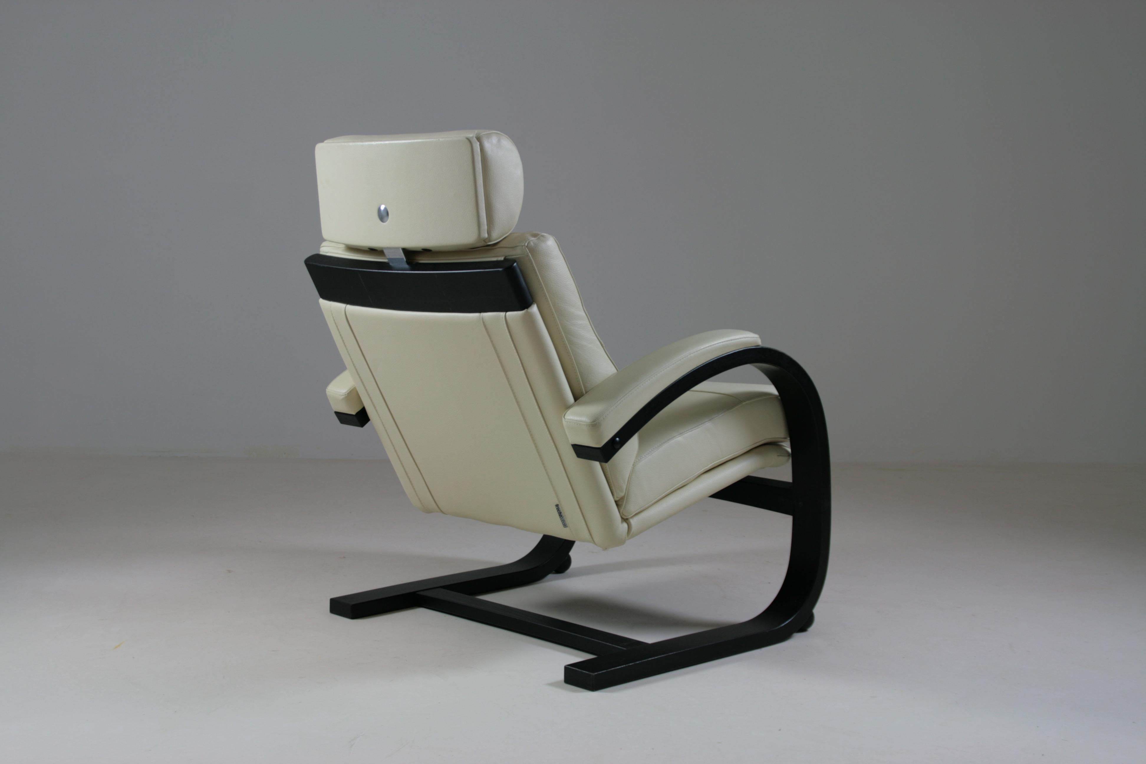 Nelo Swedish leather recliner armchair by åke fribyter For Sale 9