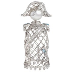 Pendentif Sybarite Nelson en or blanc avec diamants blancs et perle des mers du Sud