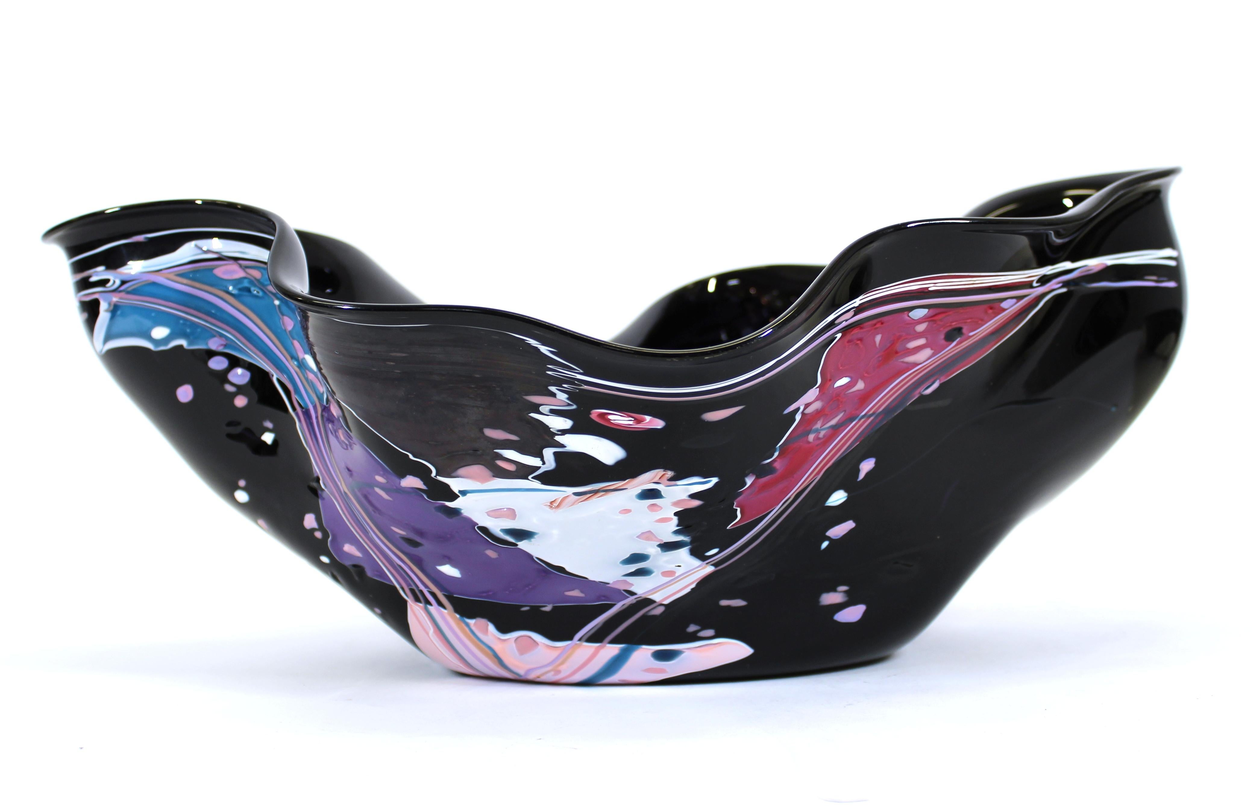 Nelson Postmodern Art Glass Bowl In Good Condition In New York, NY