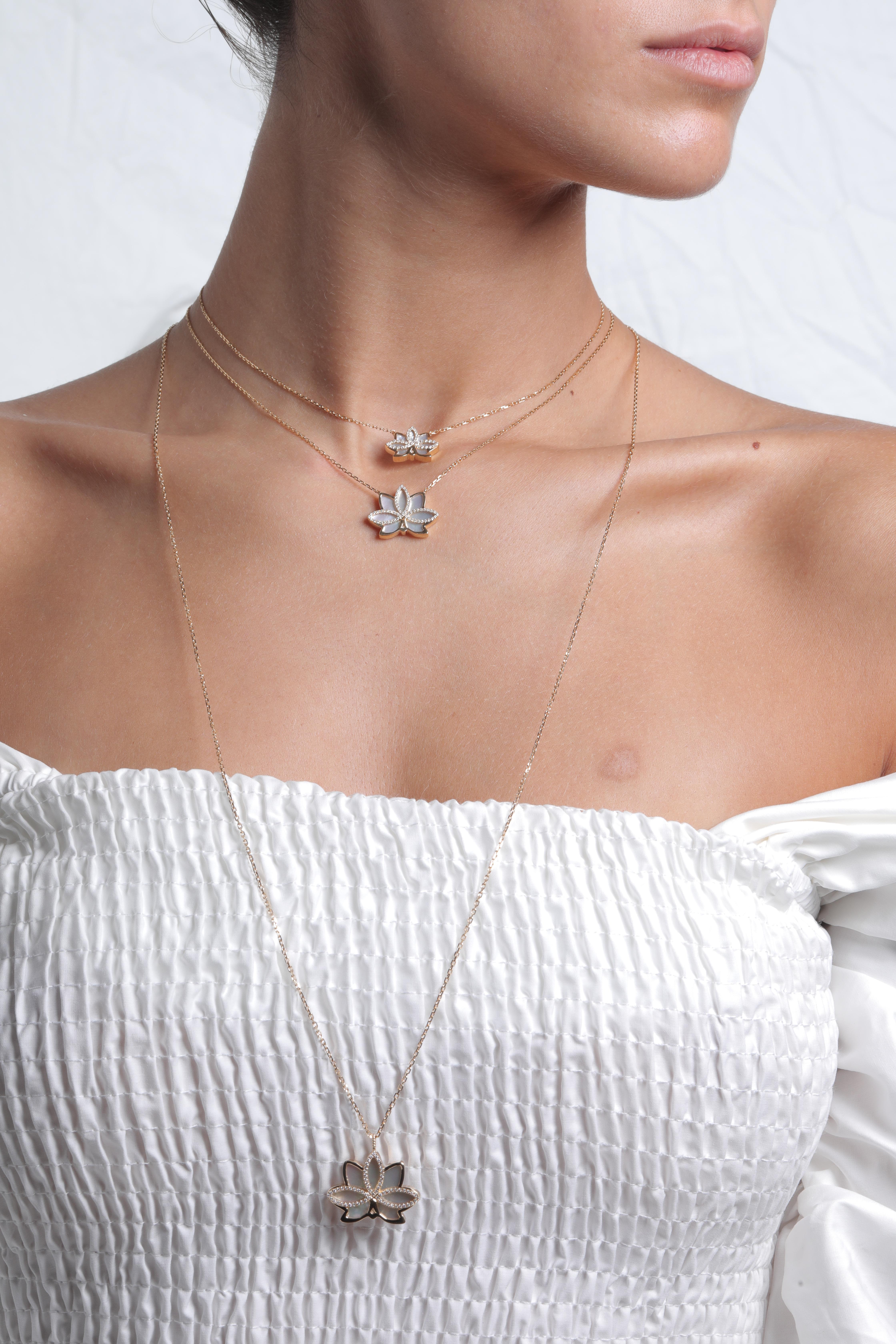 ivory flower necklace