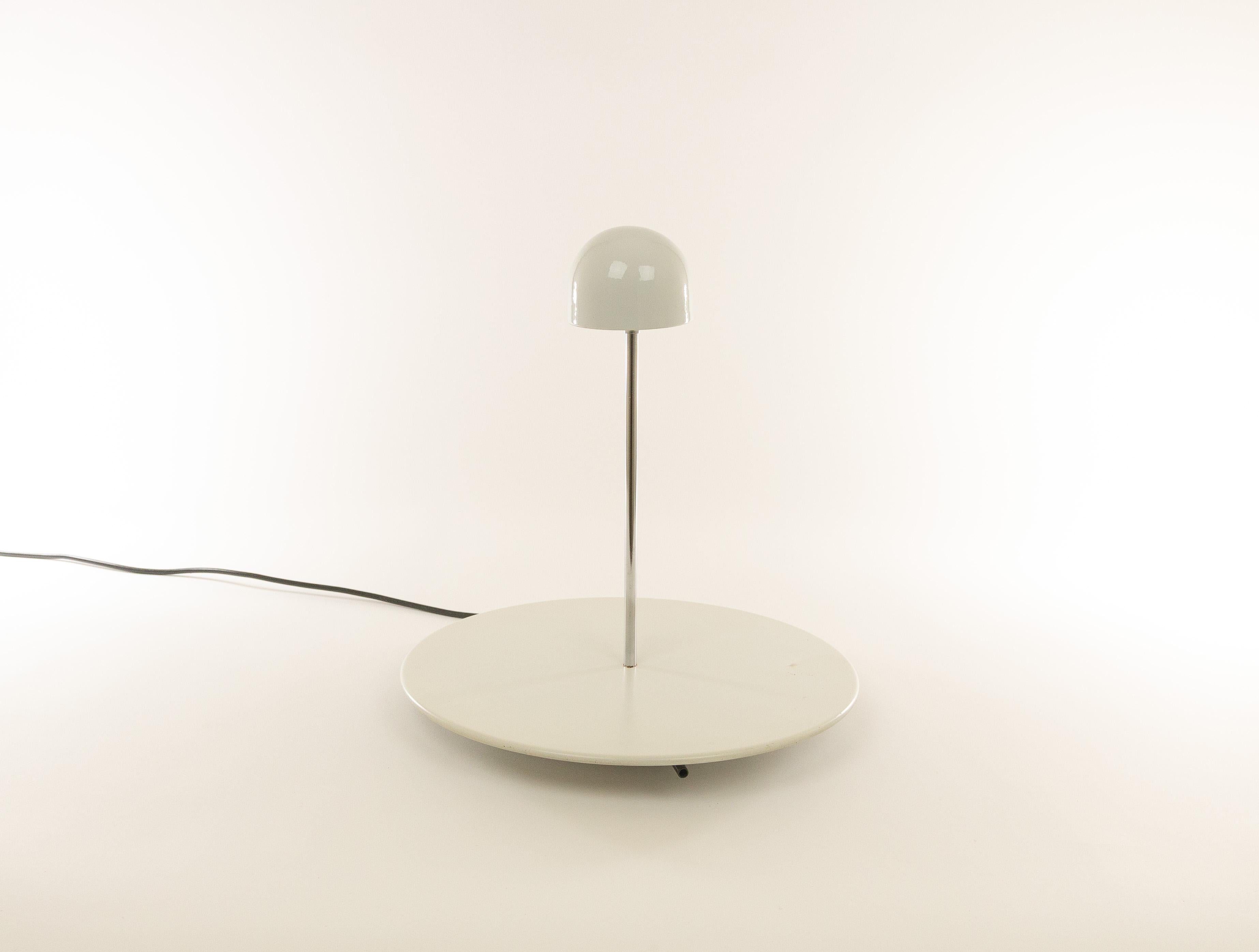 Nemea Table Lamp by Vico Magistretti for Artemide, 1980s In Good Condition In Rotterdam, NL