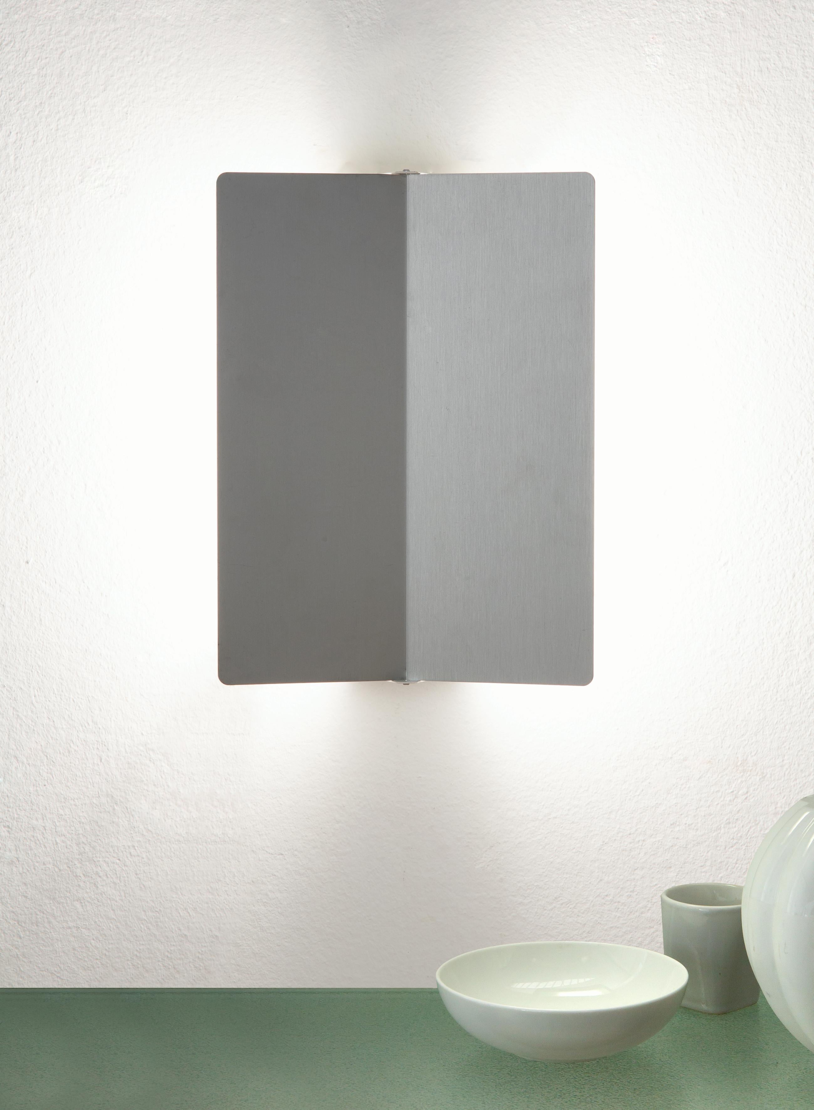 Nemo Applique à Volet Pivotant Plié Wall Scone E12 Natural Eloxiert (Aluminium) im Angebot