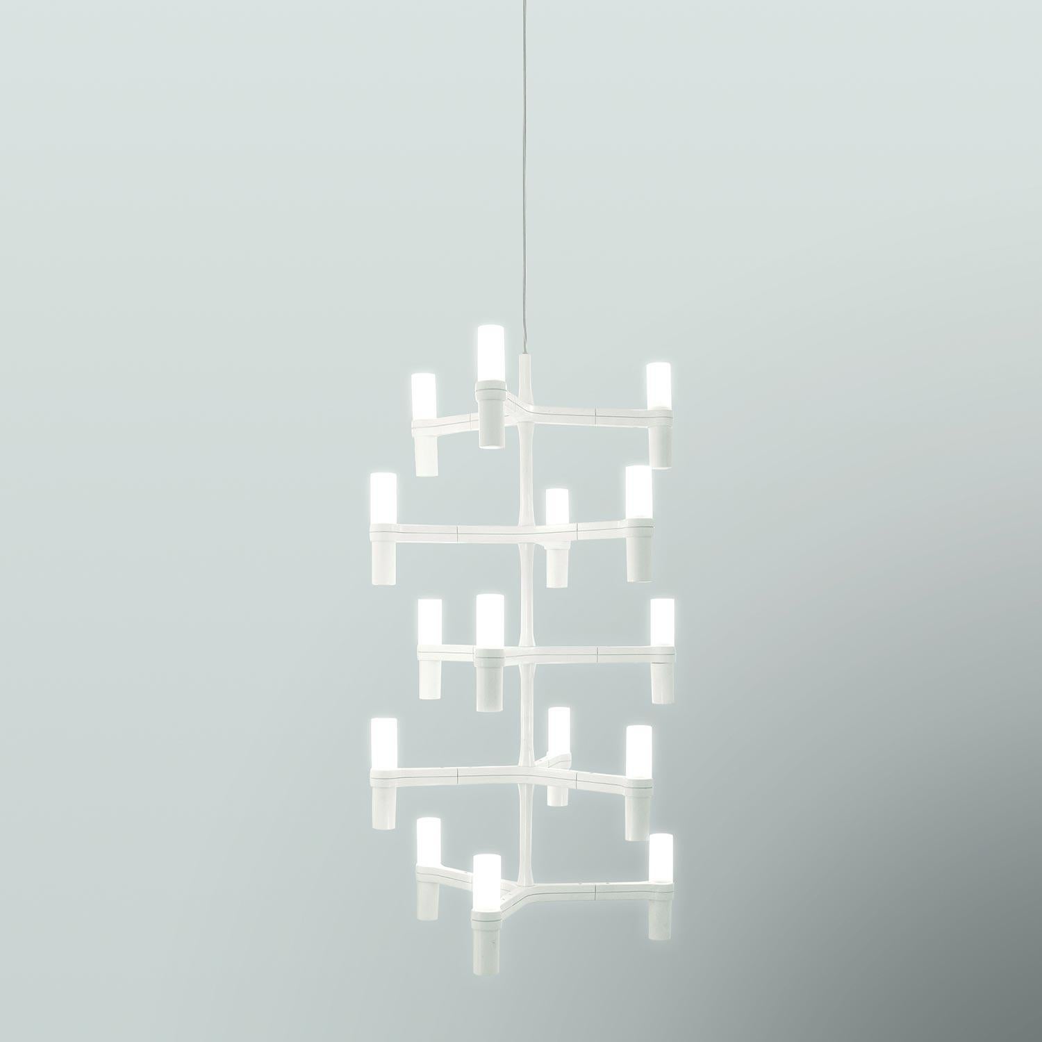 Italiano Nemo Crown Multi Pendant Light in alluminio e vetro verniciato oro in vendita