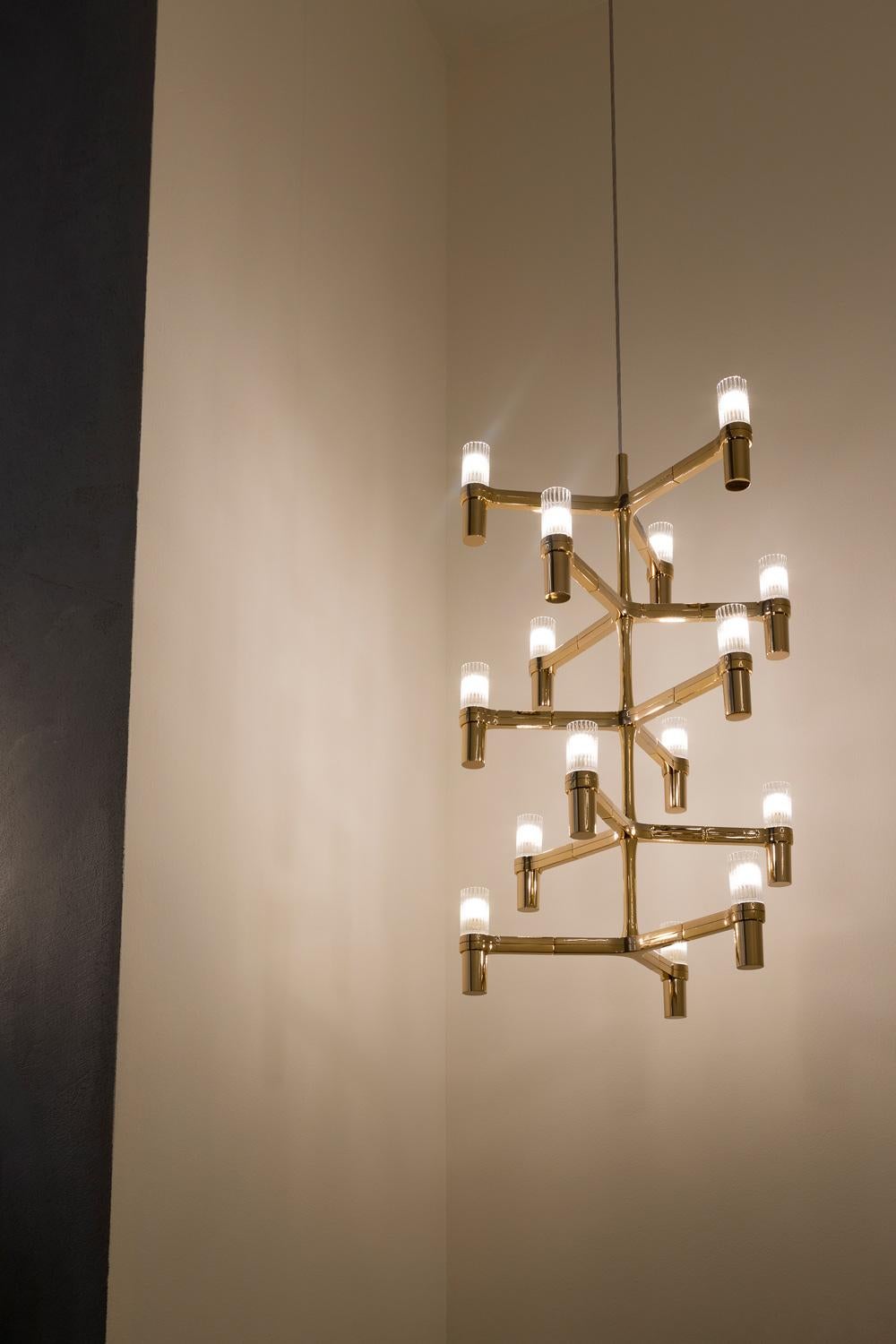 Nemo Crown Multi Pendant Light in alluminio e vetro verniciato oro In condizioni Nuovo in vendita a Brooklyn, NY
