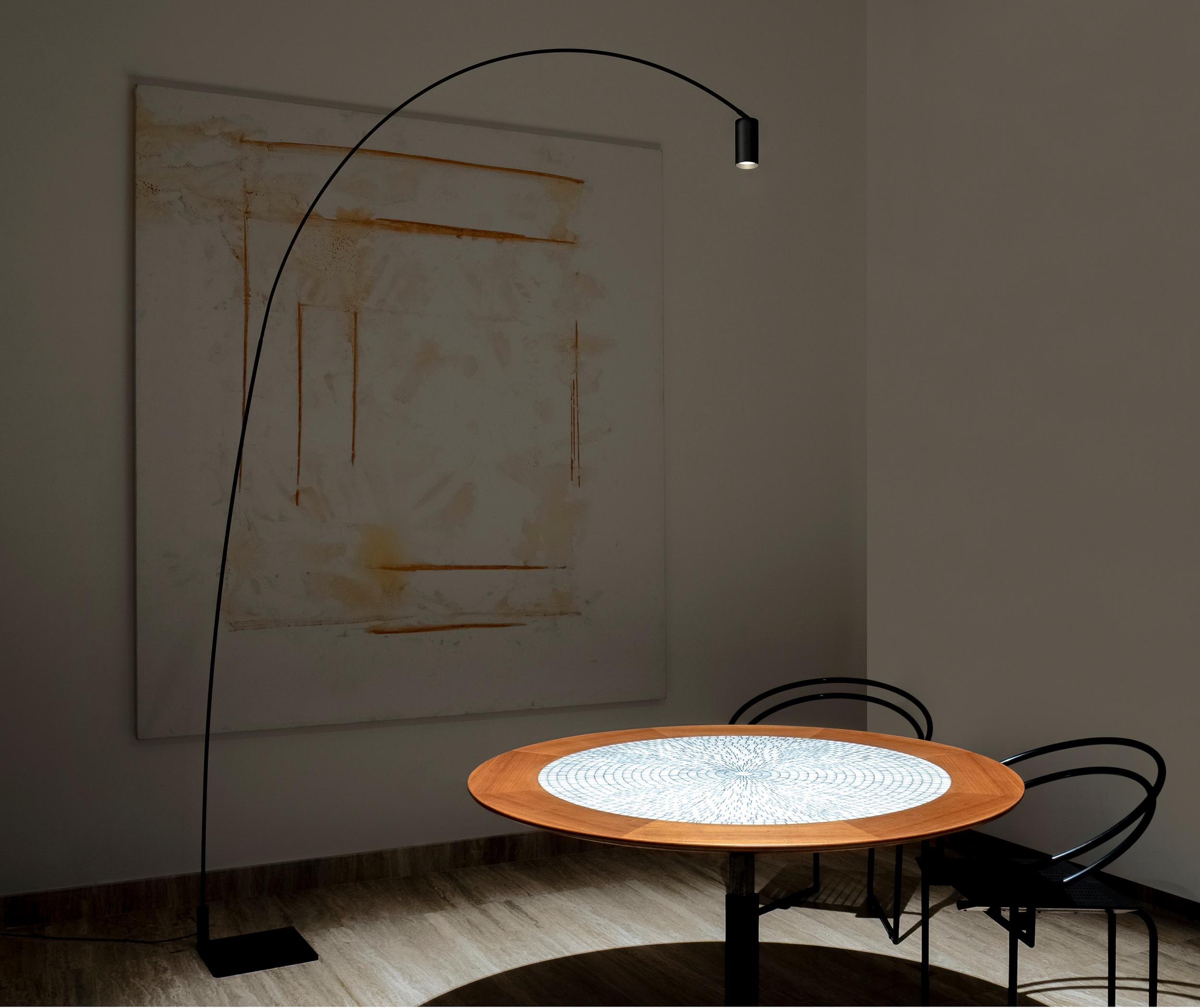 Nemo Fox Floor Lamp in Matte Black Aluminum & Steel by Bernhard Osann In New Condition For Sale In Brooklyn, NY