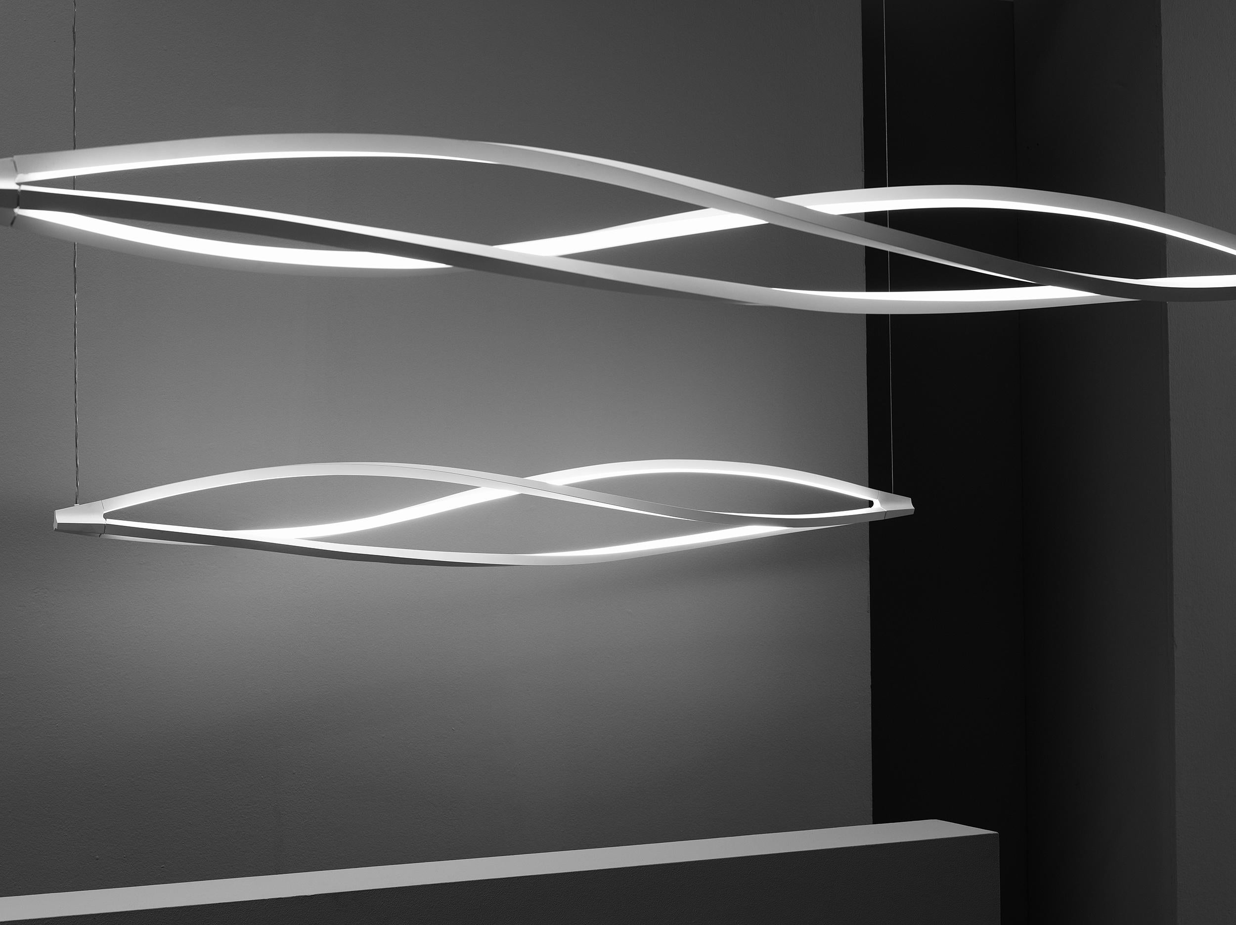 Italian Nemo in the Wind Pendant Horizontal Dimmable Lamp LED 2700K by Arihiro Miyake For Sale