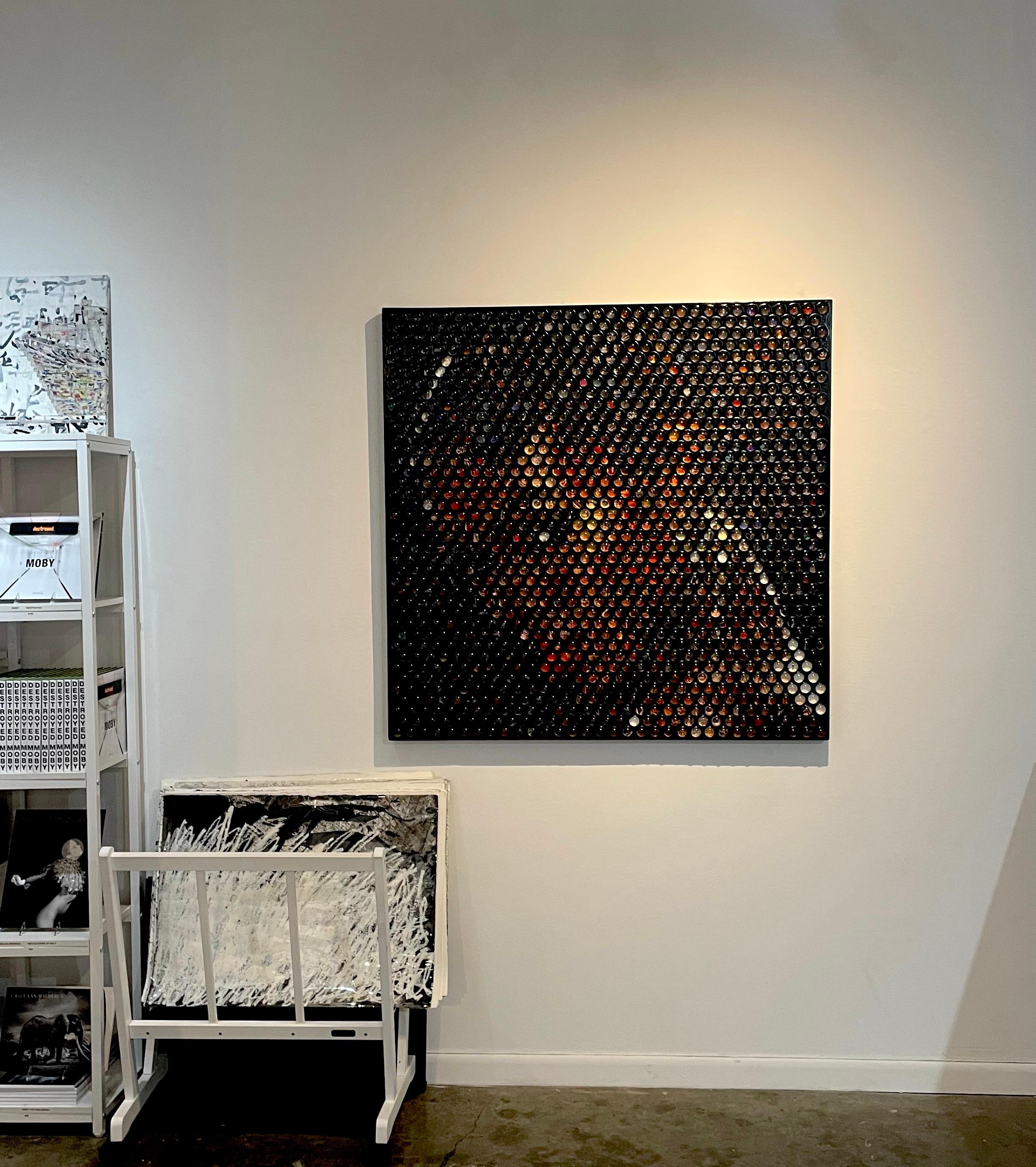 Nemo Jantzen, born 1970 in The Haque, studied art, design and photography at the RTO Art Academy in Rotterdam. After his studies, he moved to Antwerp to work as a graphic designer and bill-board artist while further developing his technique and