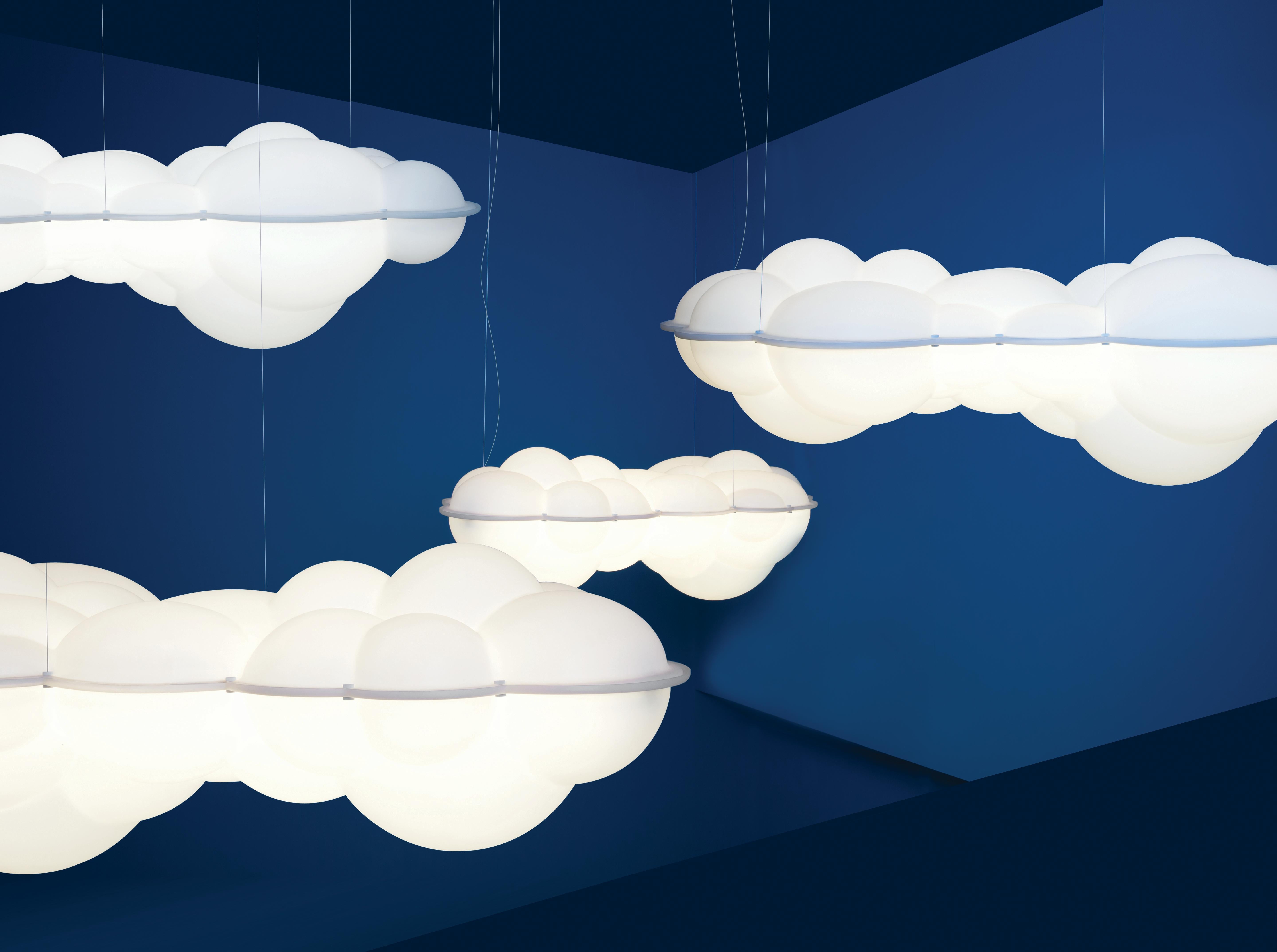 Pendant lamp available in two sizes with structure in natural opal polyethylene made with rotational molding. Diffused lighting for a widespread and comfortable output. Dimmable, DALI driver on request.

Additional information:
Material:
