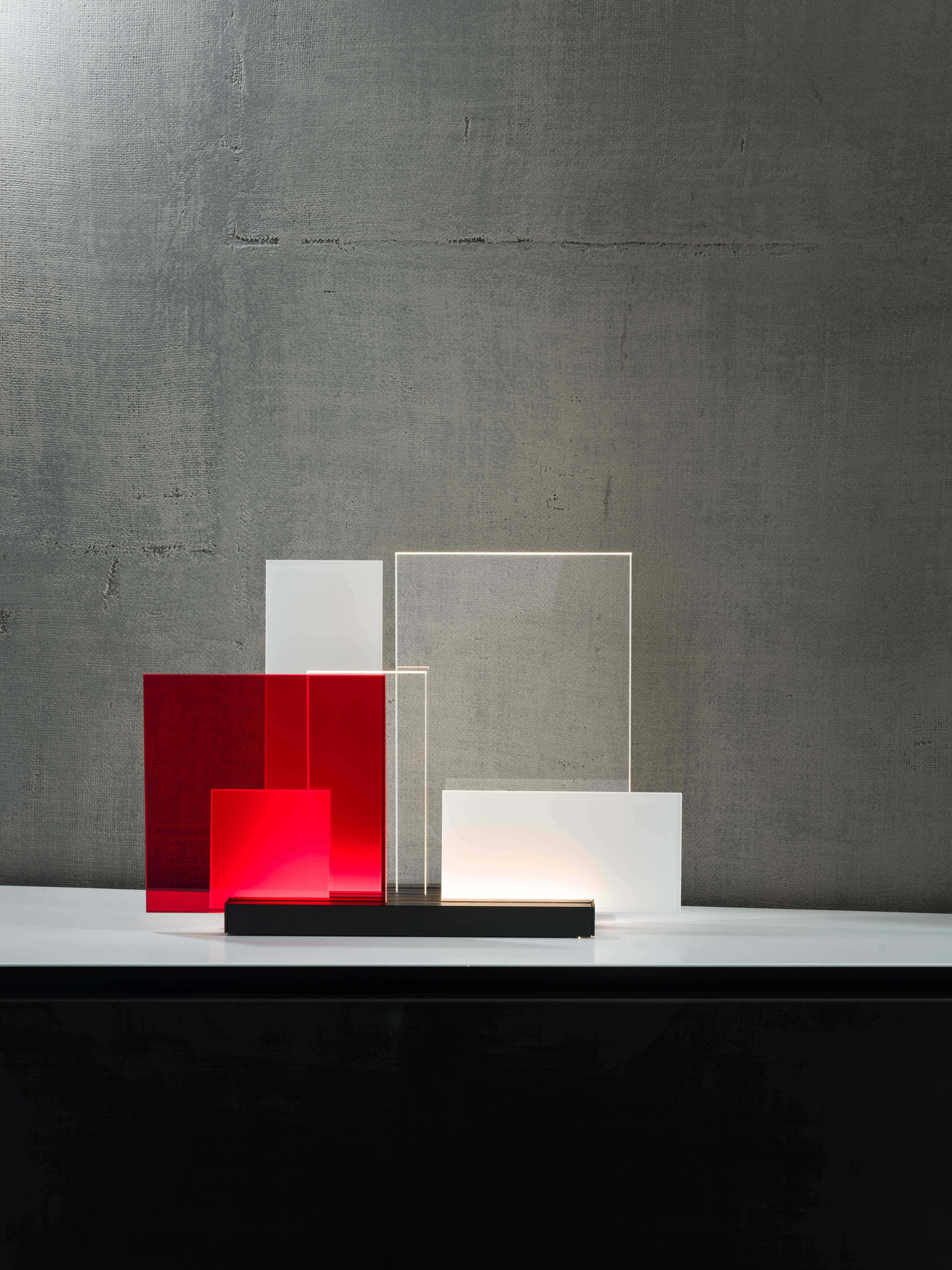 XXI secolo e contemporaneo Lampada da tavolo Nemo On Lines LED 2700K con base/colori bianchi di Jean Nouvel in vendita