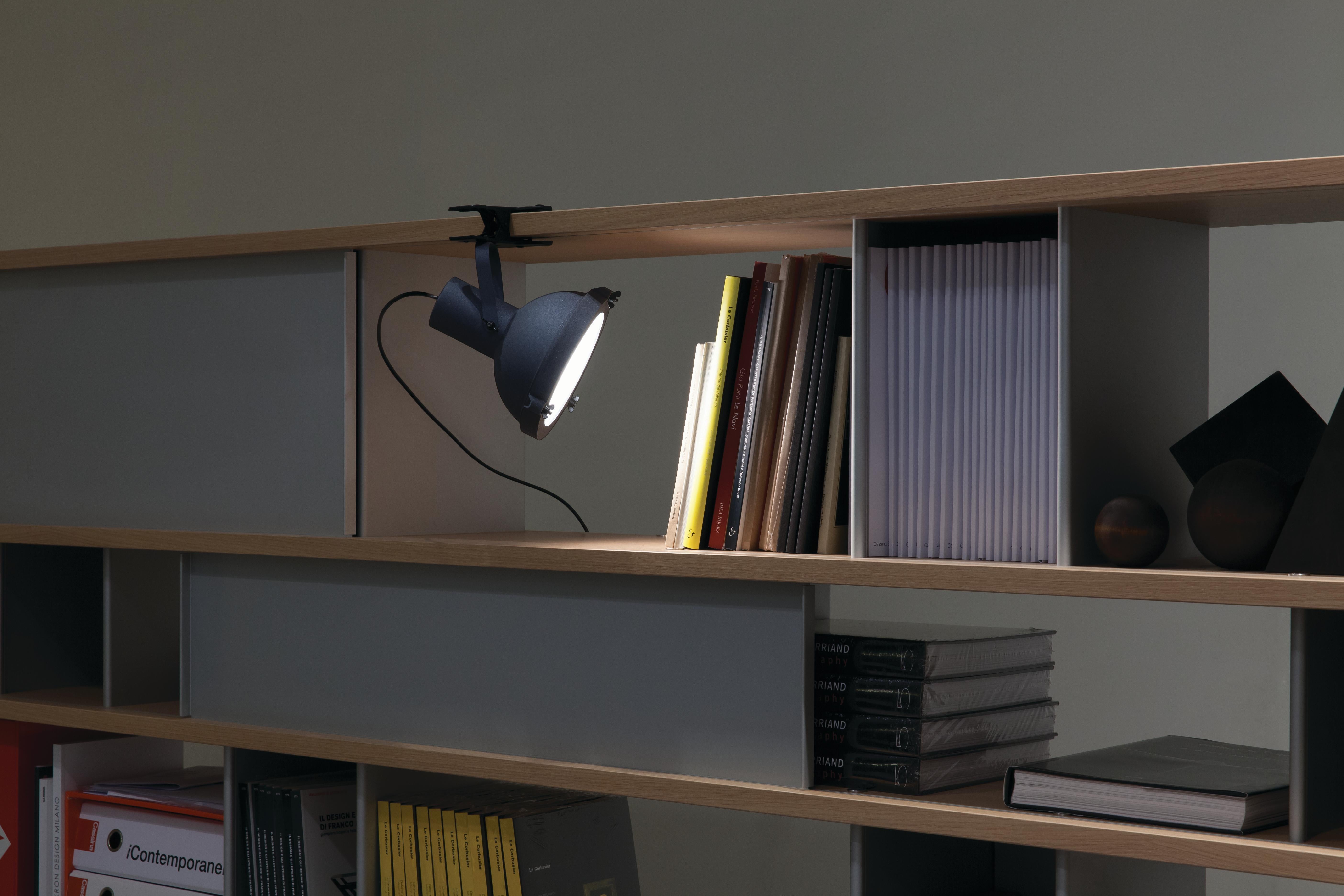 Lámpara de mesa Nemo Projecteur 165 Pinza/Clip en arena blanca by Le Corbusier Italiano en venta