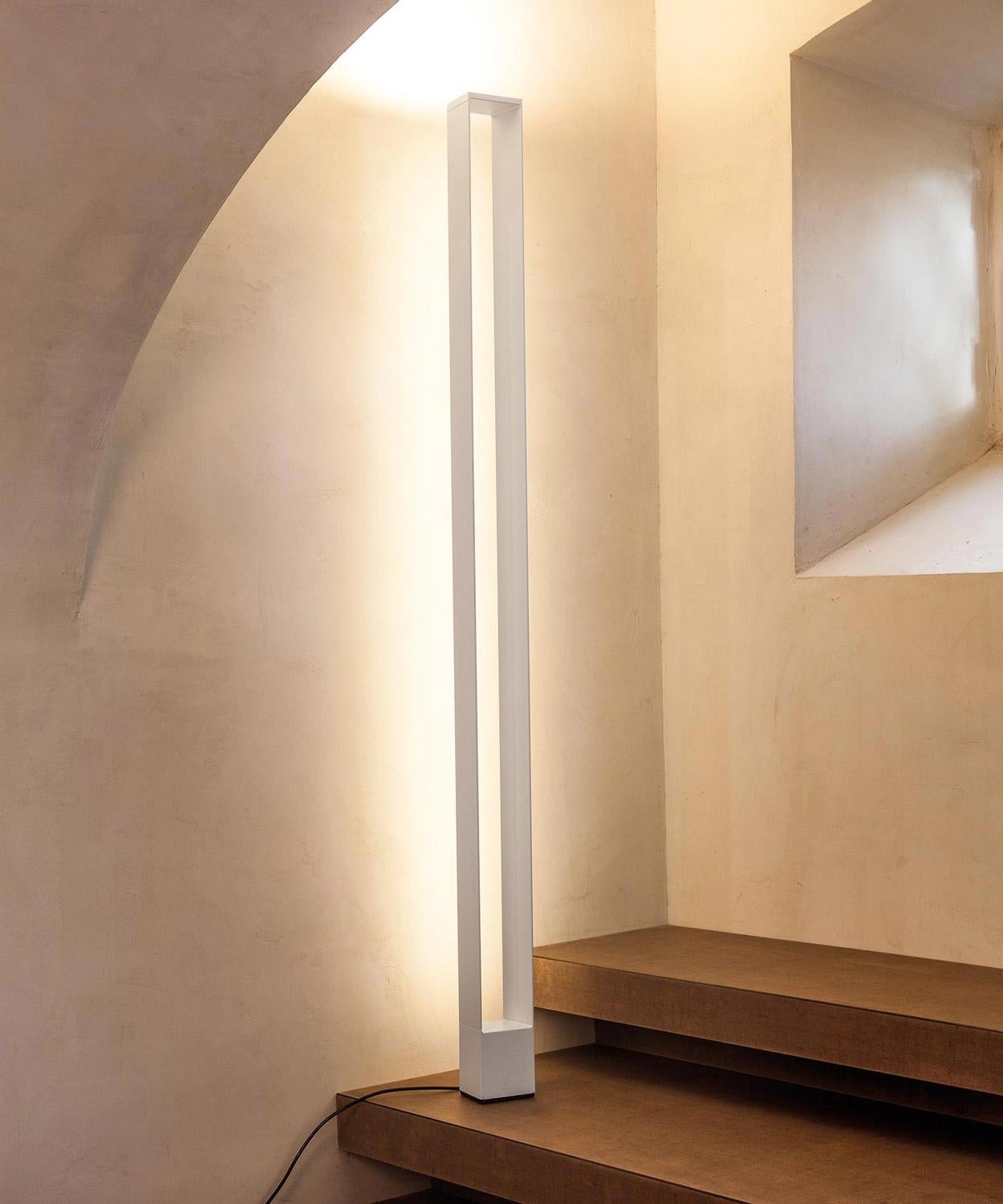 Lampada da terra NEMO Tru in grigio titanio - LED 2700K in vendita 2