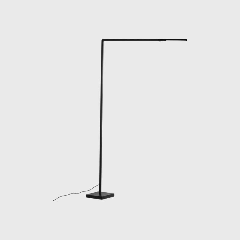 Nemo Untitled Reading Linear LED 3000K Stehleuchte in Schwarz von Bernhard Osann im Zustand „Neu“ im Angebot in Brooklyn, NY