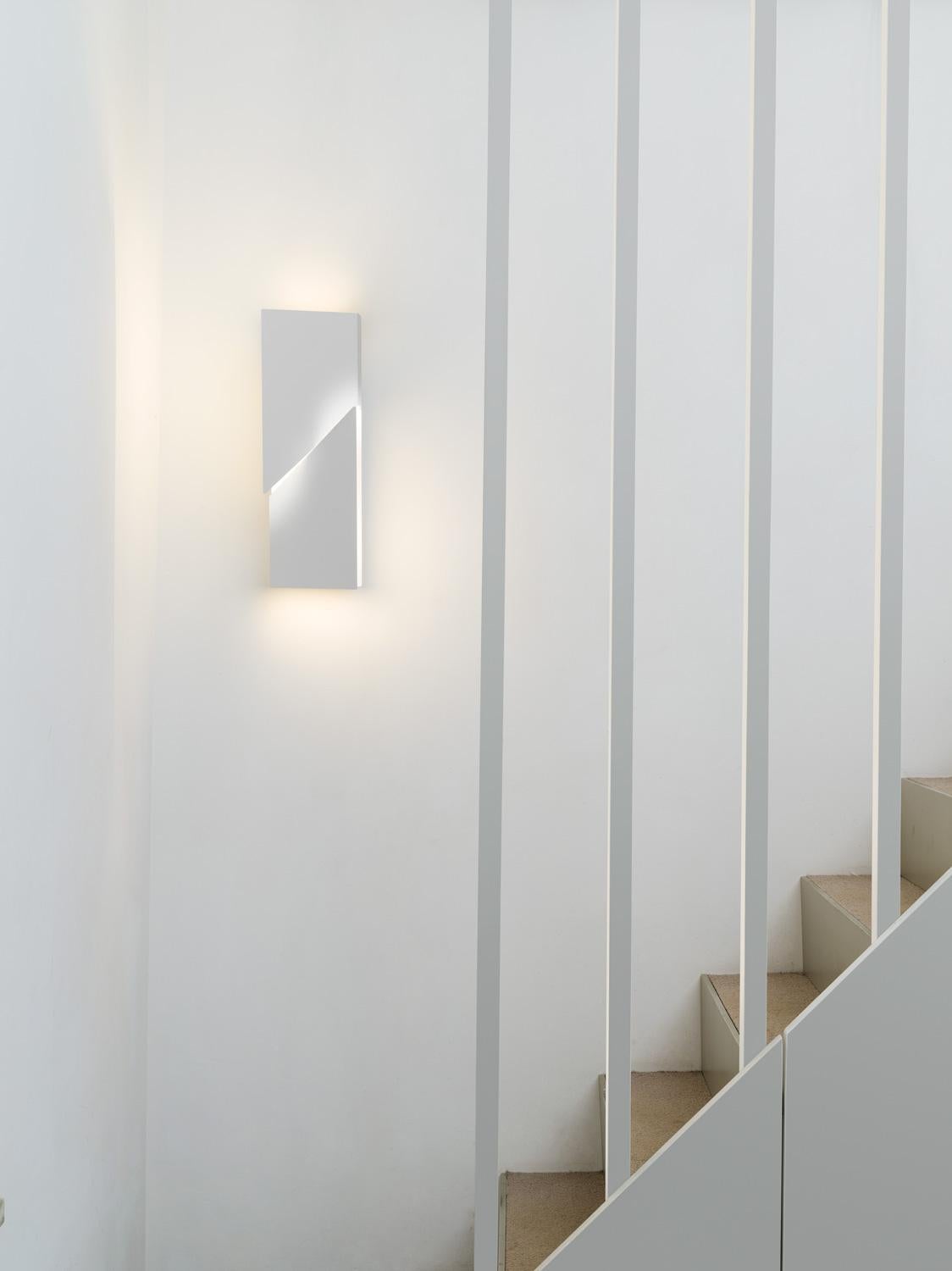 Pared de Nemo  Sombra Petit  - Blanco - Aplique Led 3000K en Aluminio en Nuevo estado para la venta en Brooklyn, NY