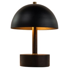 Tischlampe „Nena“ aus schwarzem Metall und Holz von Alvaro Benitez