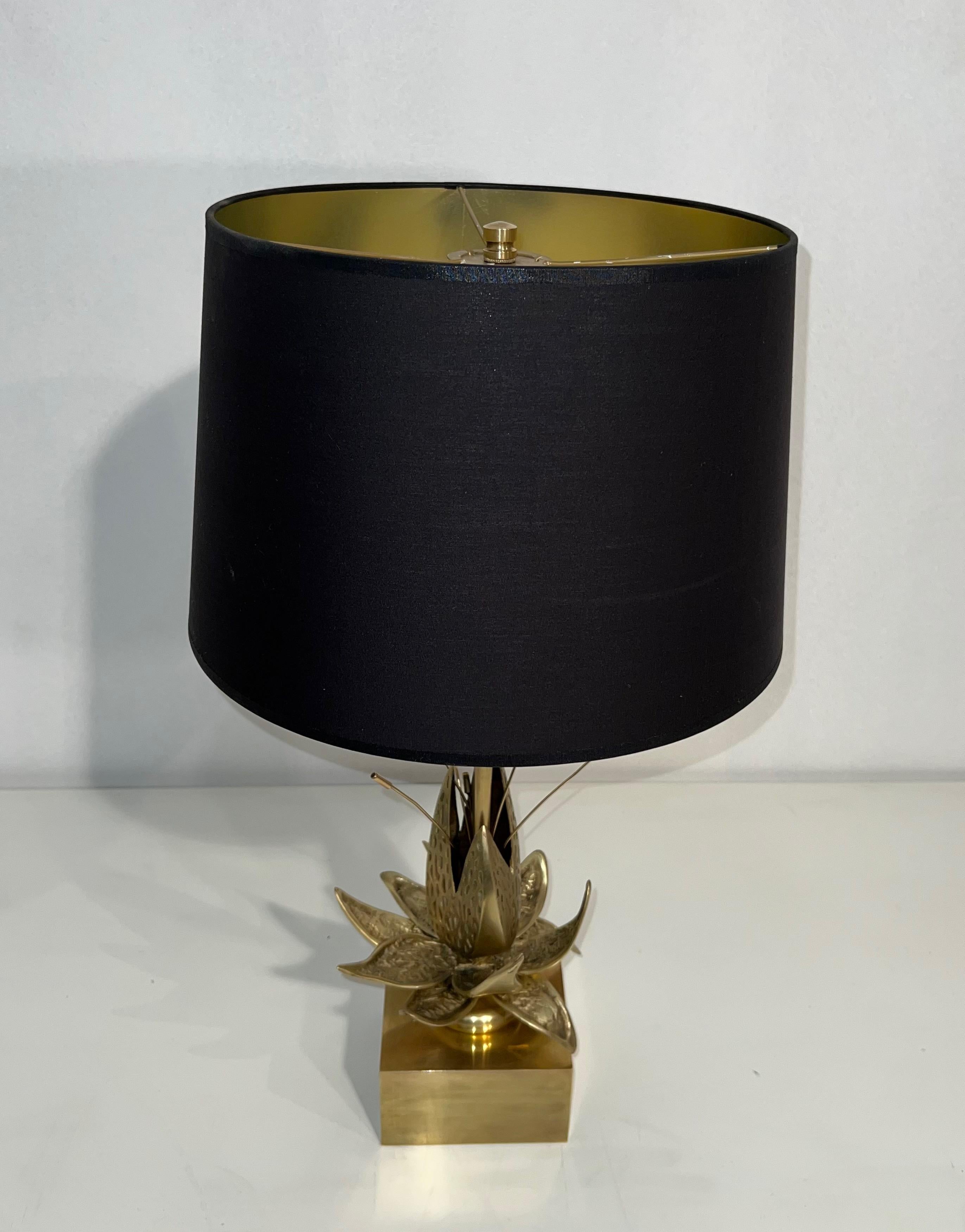 Mid-Century Modern Nenuphar Bronze and Brass Table Lamp Attributed to Maison Charles. Circa 1970 For Sale