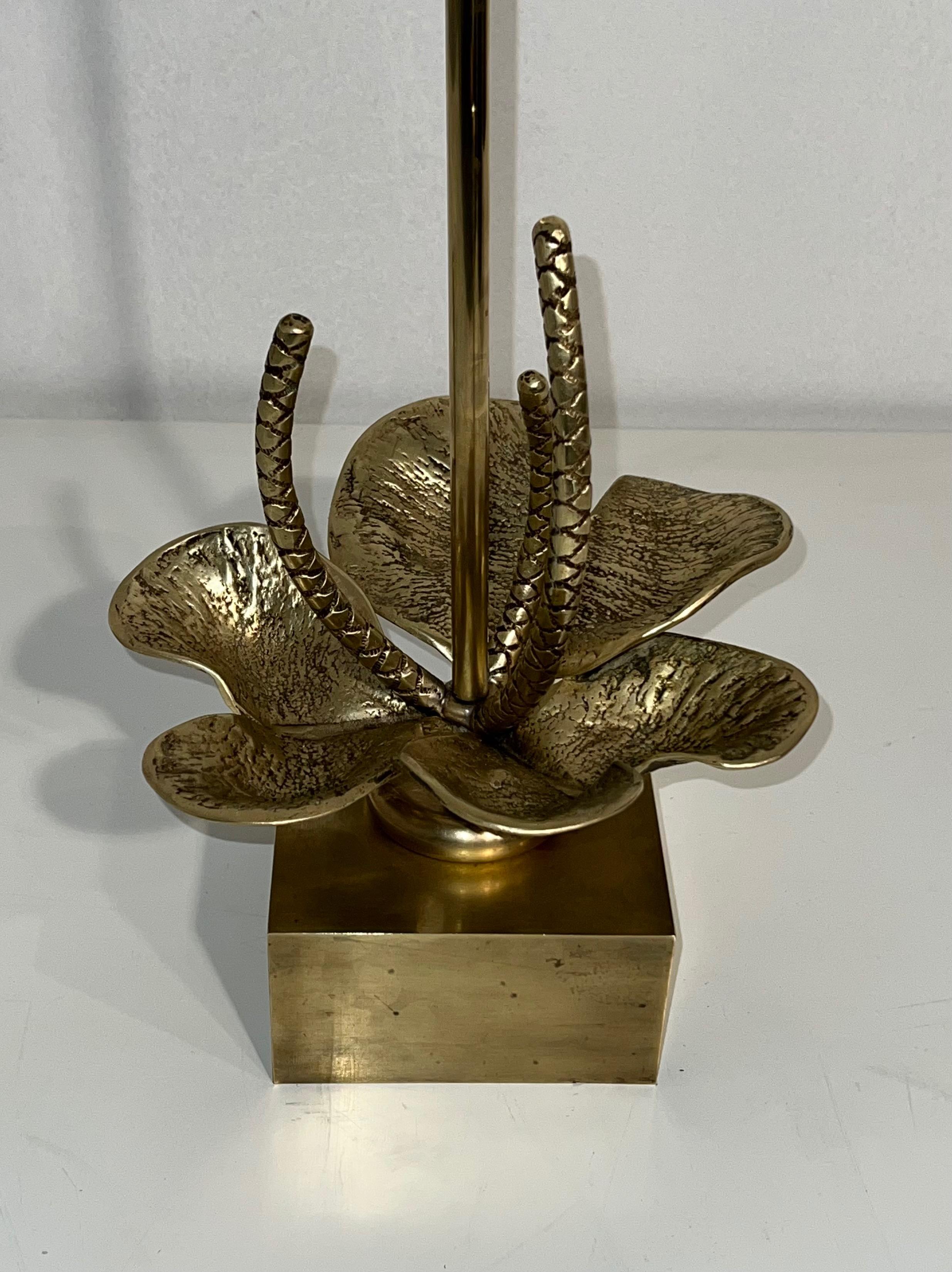 French Nenuphar Bronze and Brass Table Lamp Attributed to Maison Charles. Circa 1970 For Sale