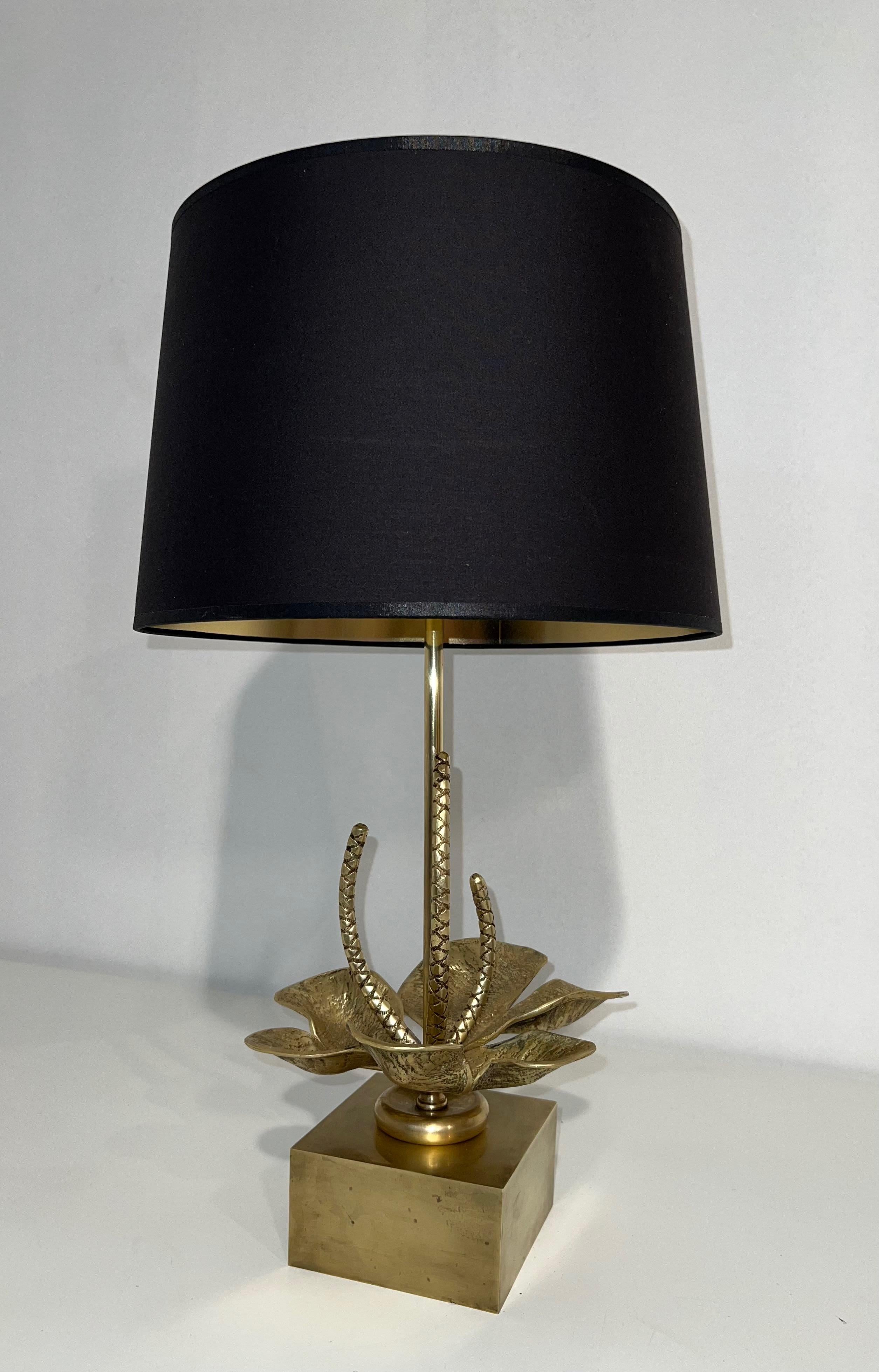 Nenuphar Bronze and Brass Table Lamp Attributed to Maison Charles. Circa 1970 For Sale 2