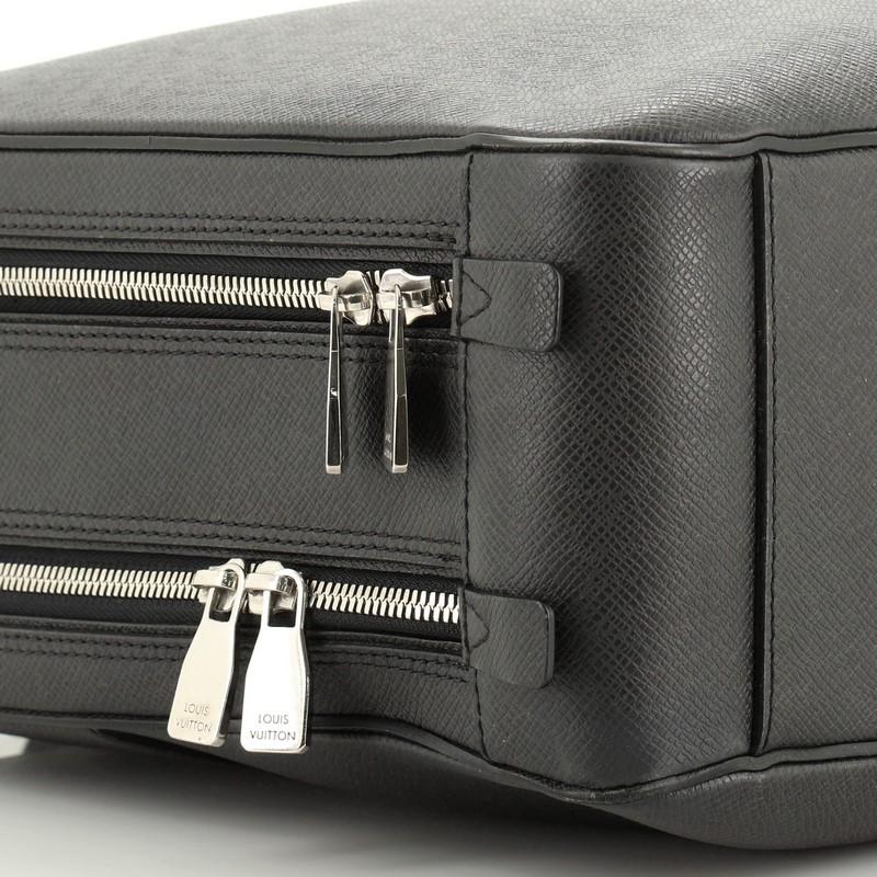 Neo Alexander Briefcase Taiga Leather 2