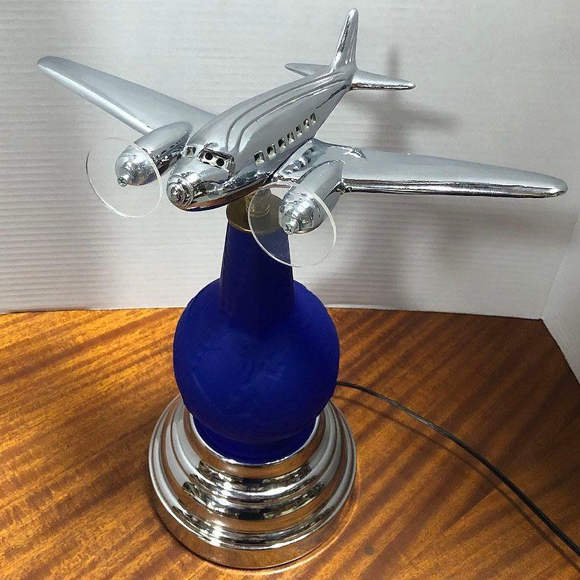 Neo Art Deco 1939 New York World's Fair DC-3 Airplane Lamp Derico, Rick Ramírez For Sale 4