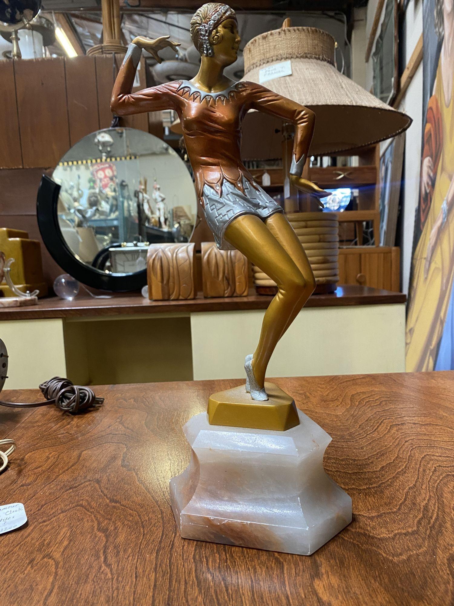 Neo Art Deco Copper-Tone Female Dancer Statue Dancer by Biess In Excellent Condition For Sale In Van Nuys, CA