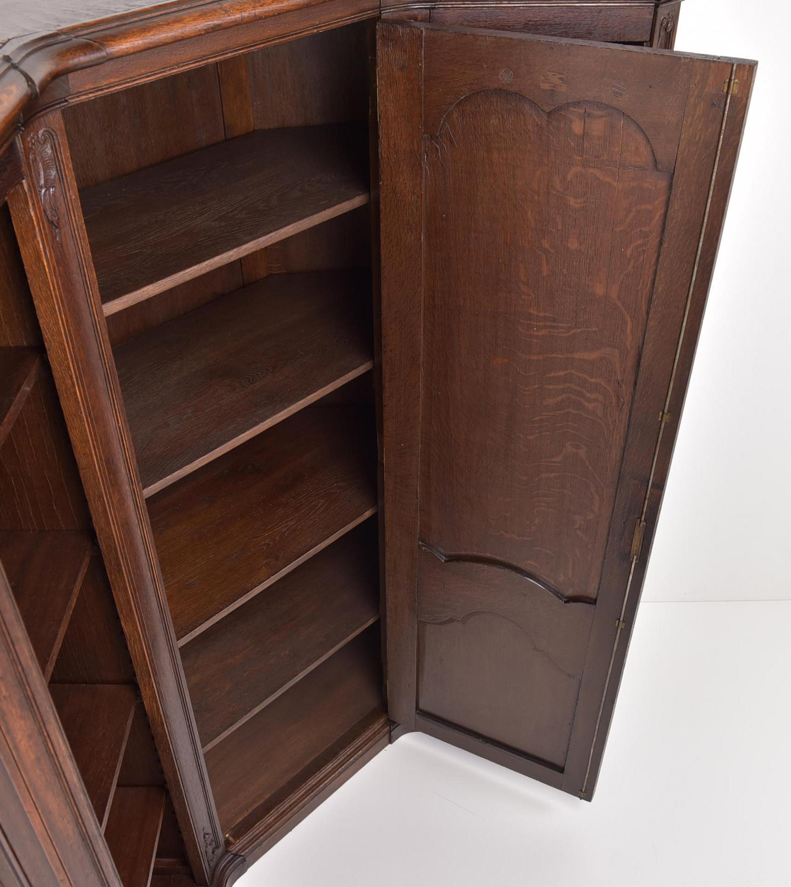 20th Century Neo-Baroque Large Corner Shelf / Cabinet in Oak, 1935