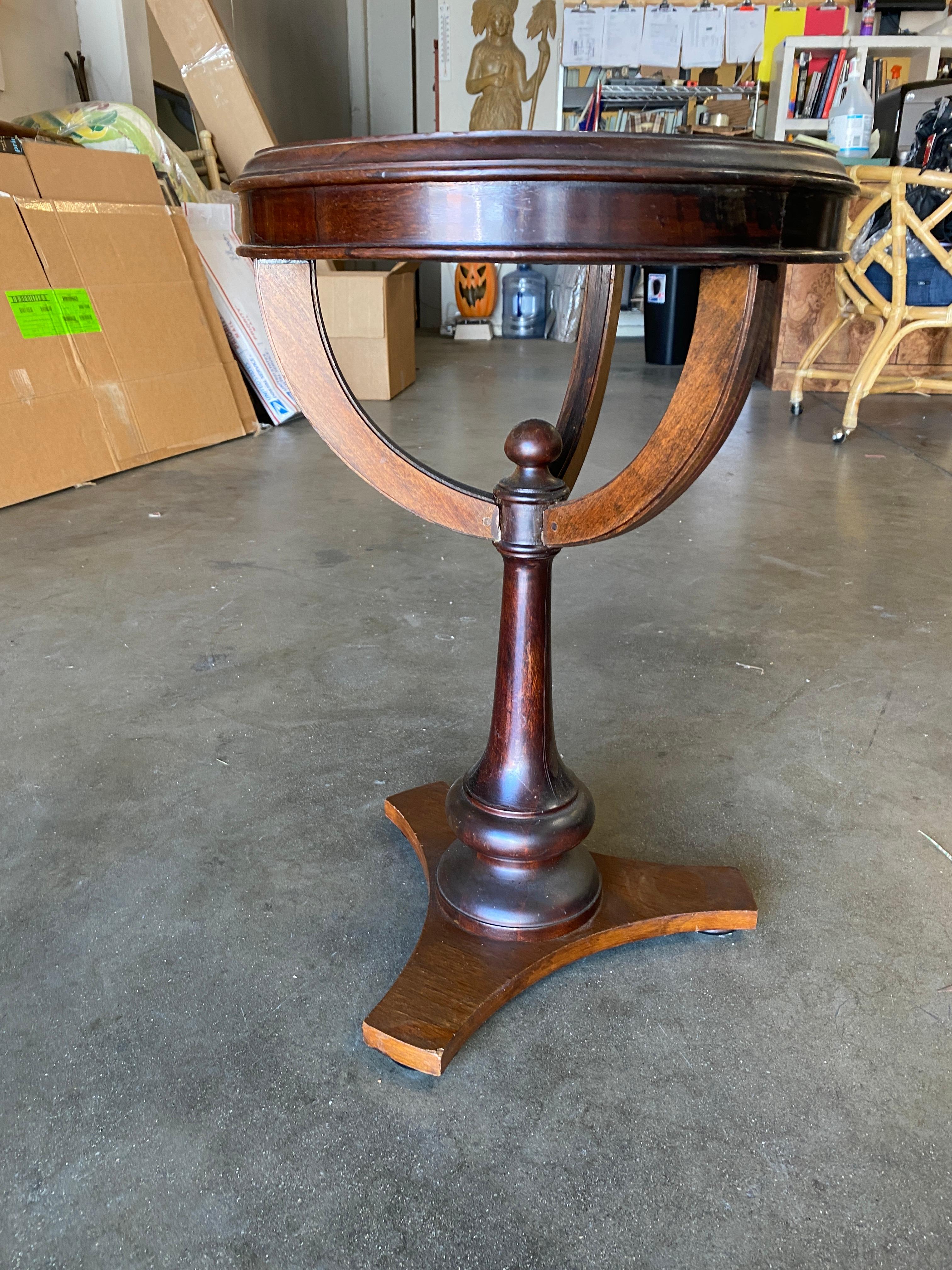 Neo Classaic Dark Oak Compass Side Smoking Table In Excellent Condition For Sale In Van Nuys, CA