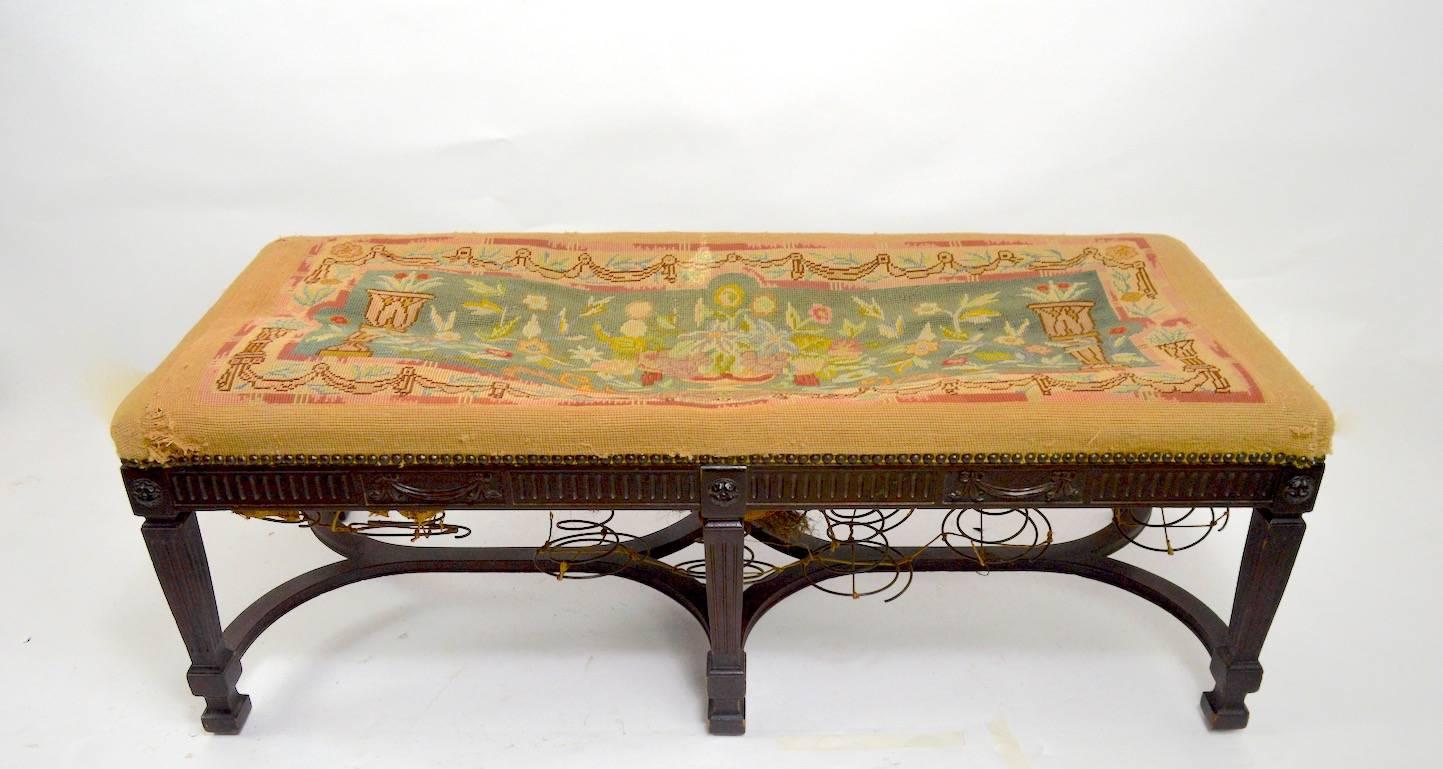 Neoclassic Adam Federal Style Window Bench as Found In Fair Condition For Sale In New York, NY