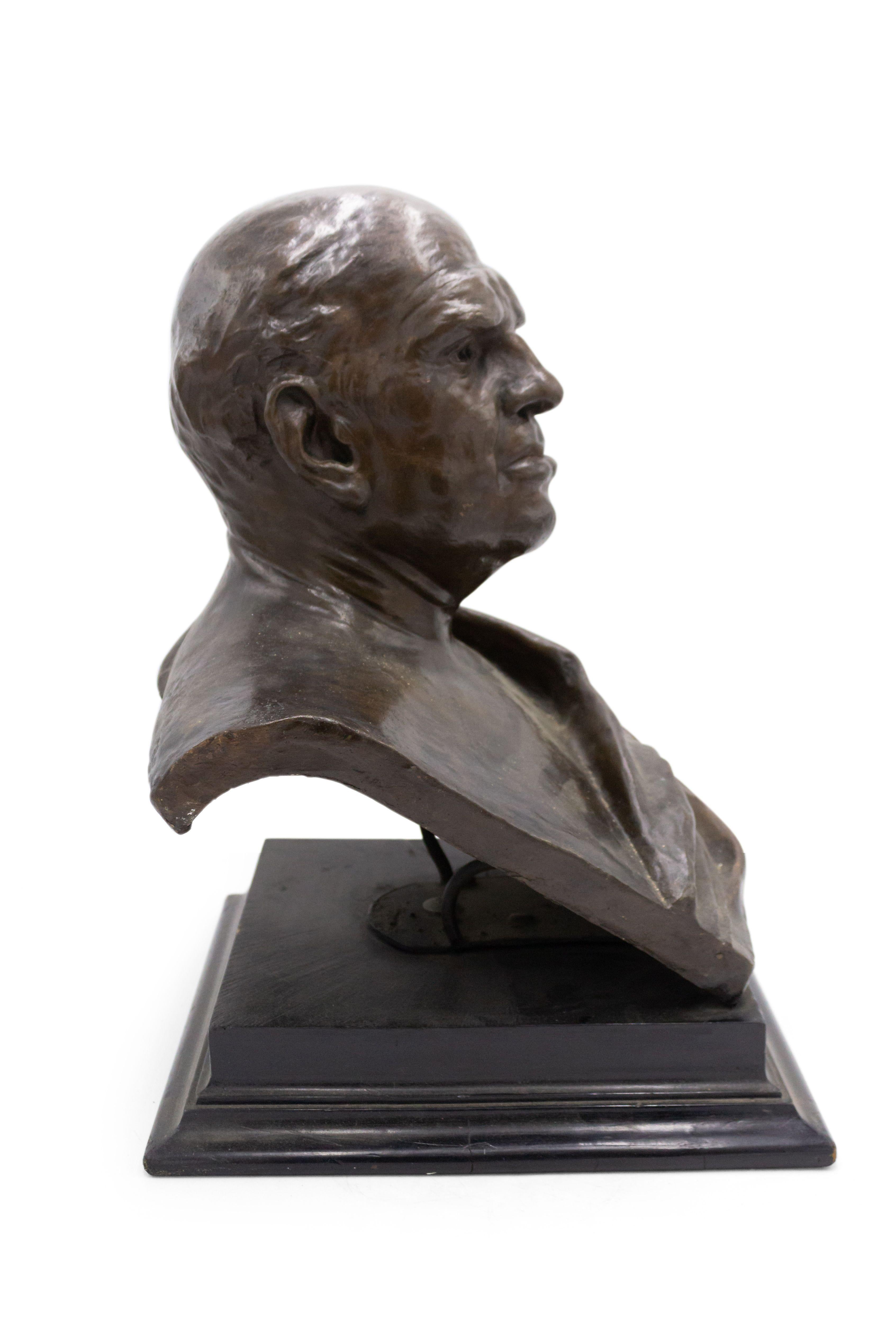 Busto neoclassico in bronzo di uomo toga in vendita 1