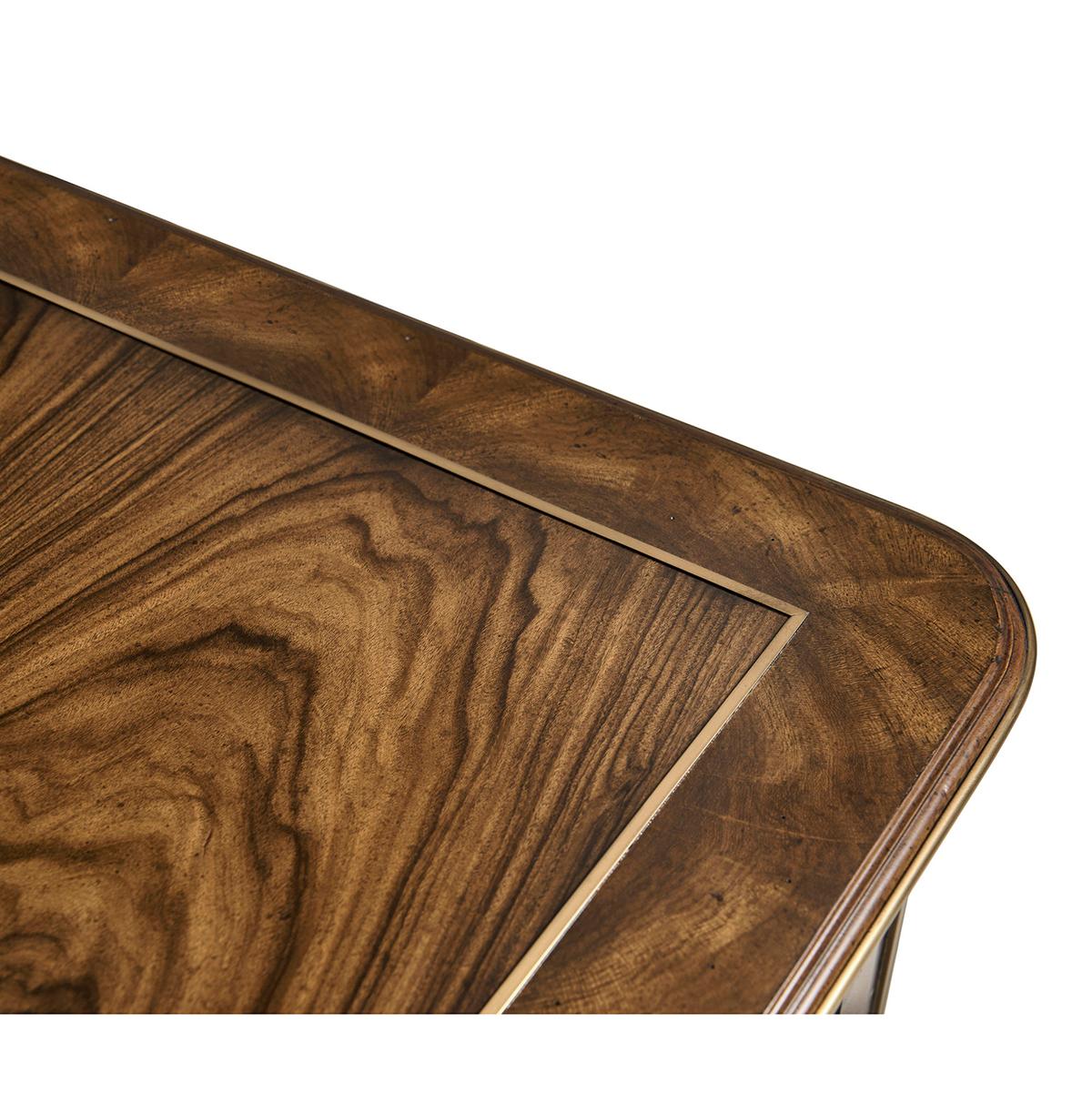 Neoclassico Cassapanca di ispirazione neo classica in vendita