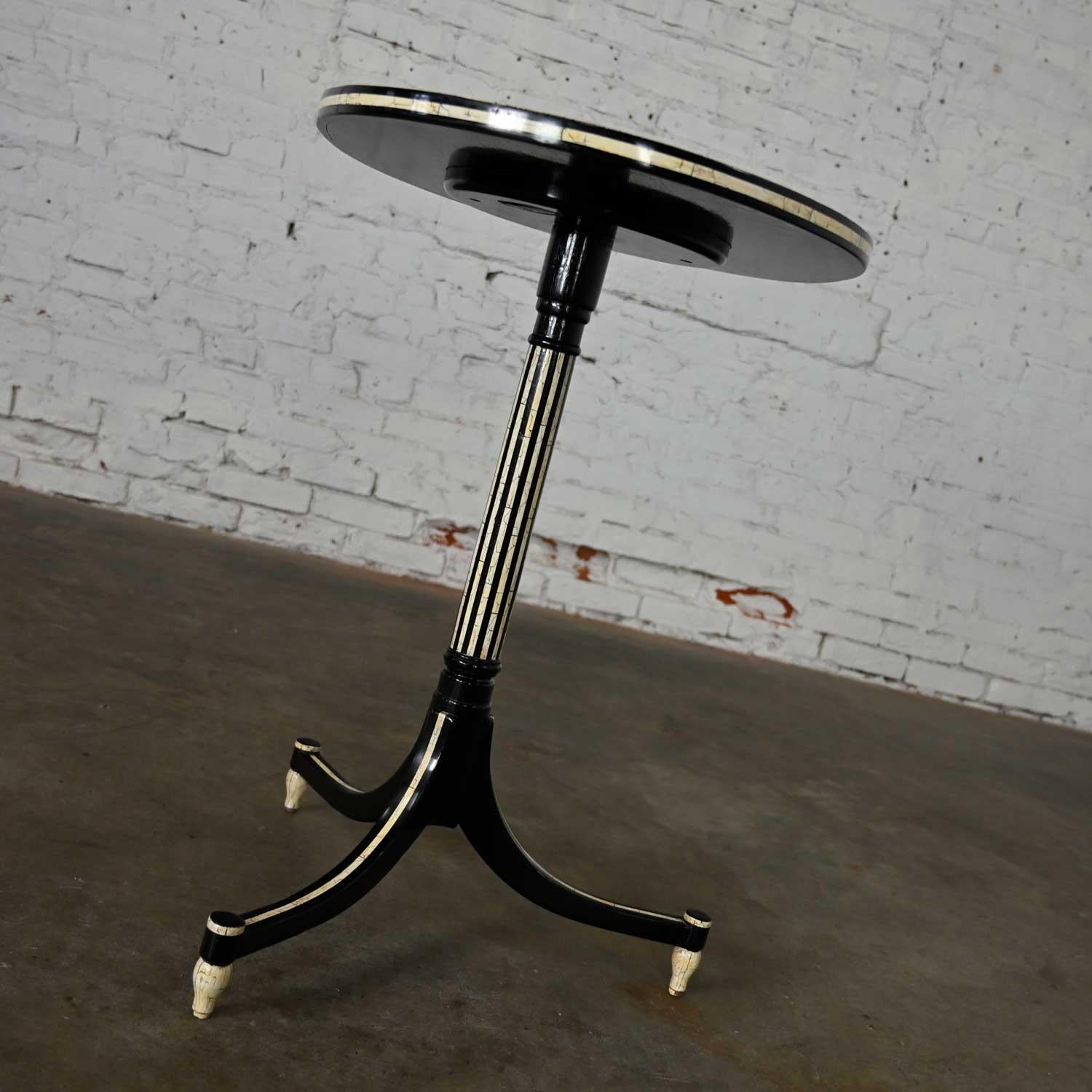 Contemporary Neo-Classic Olive Oval Side Table Rose Tarlow Melrose House Ebony Black & White