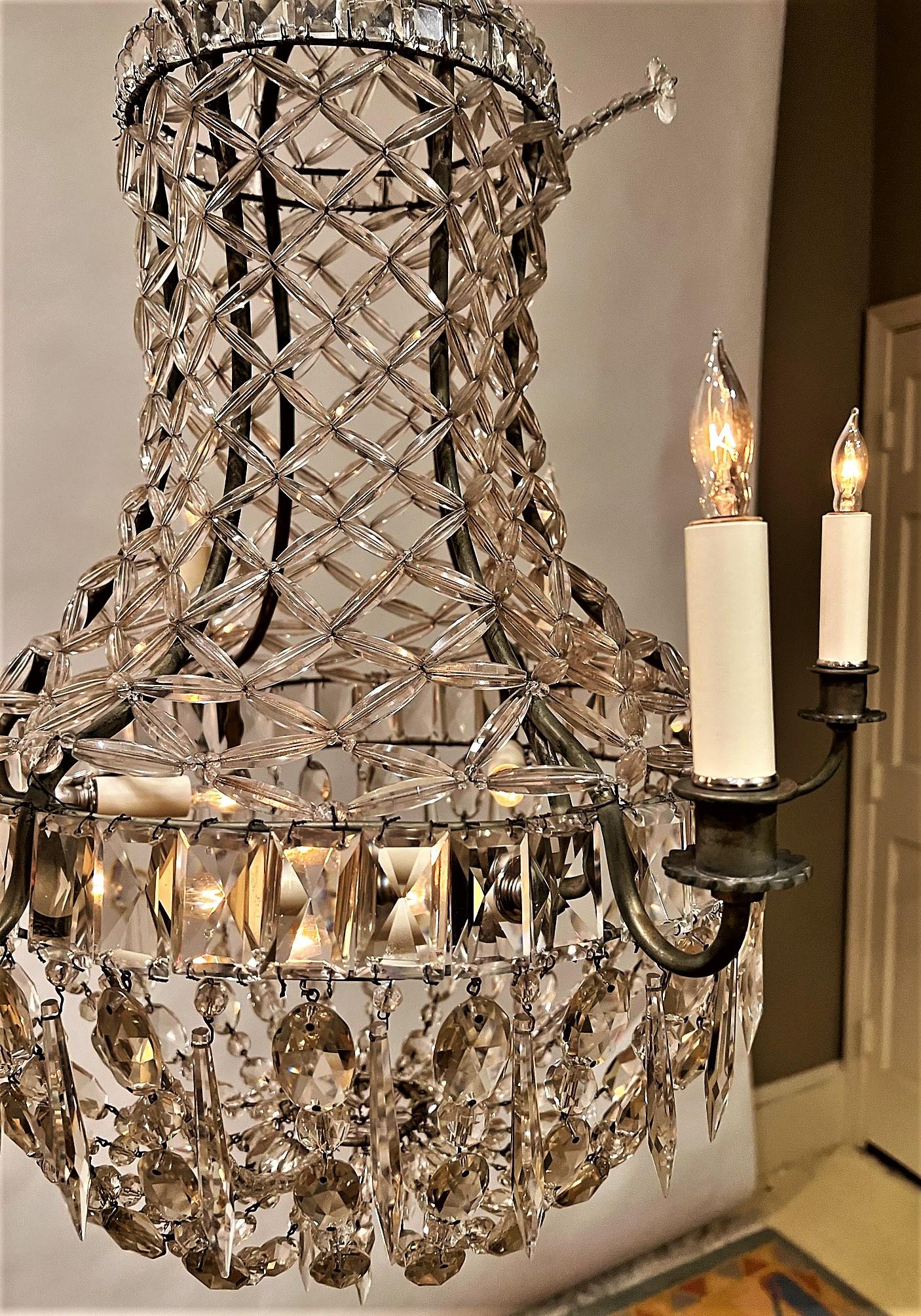 Lustre à 9 lumières en cristal de style néo-classique, Italie, Circa:1905 Bon état - En vente à Alexandria, VA
