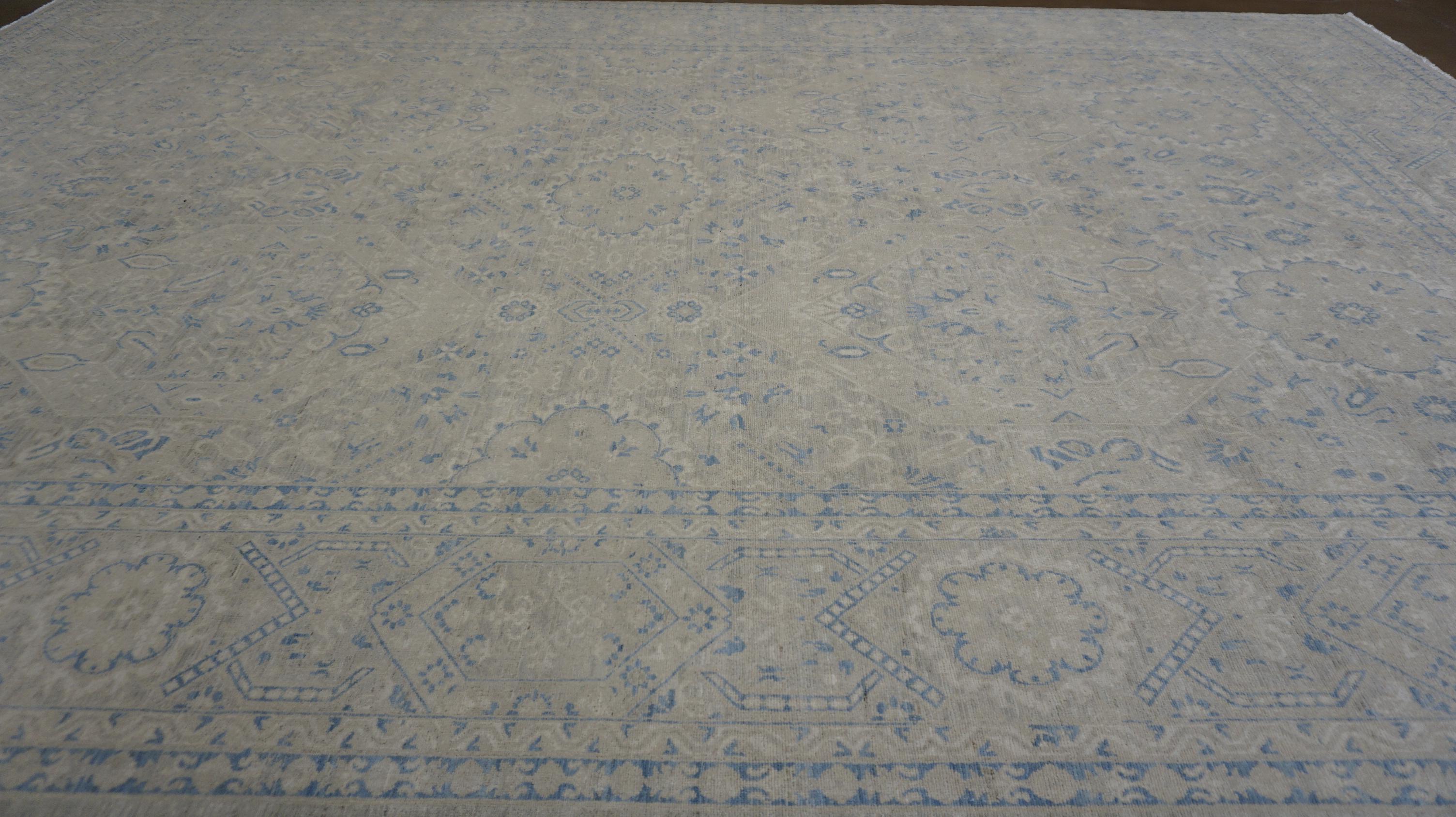 Tapis en laine Sultanabad Rugs beige, vert et bleu néoclassique 8'6''x11'8'' en vente 3