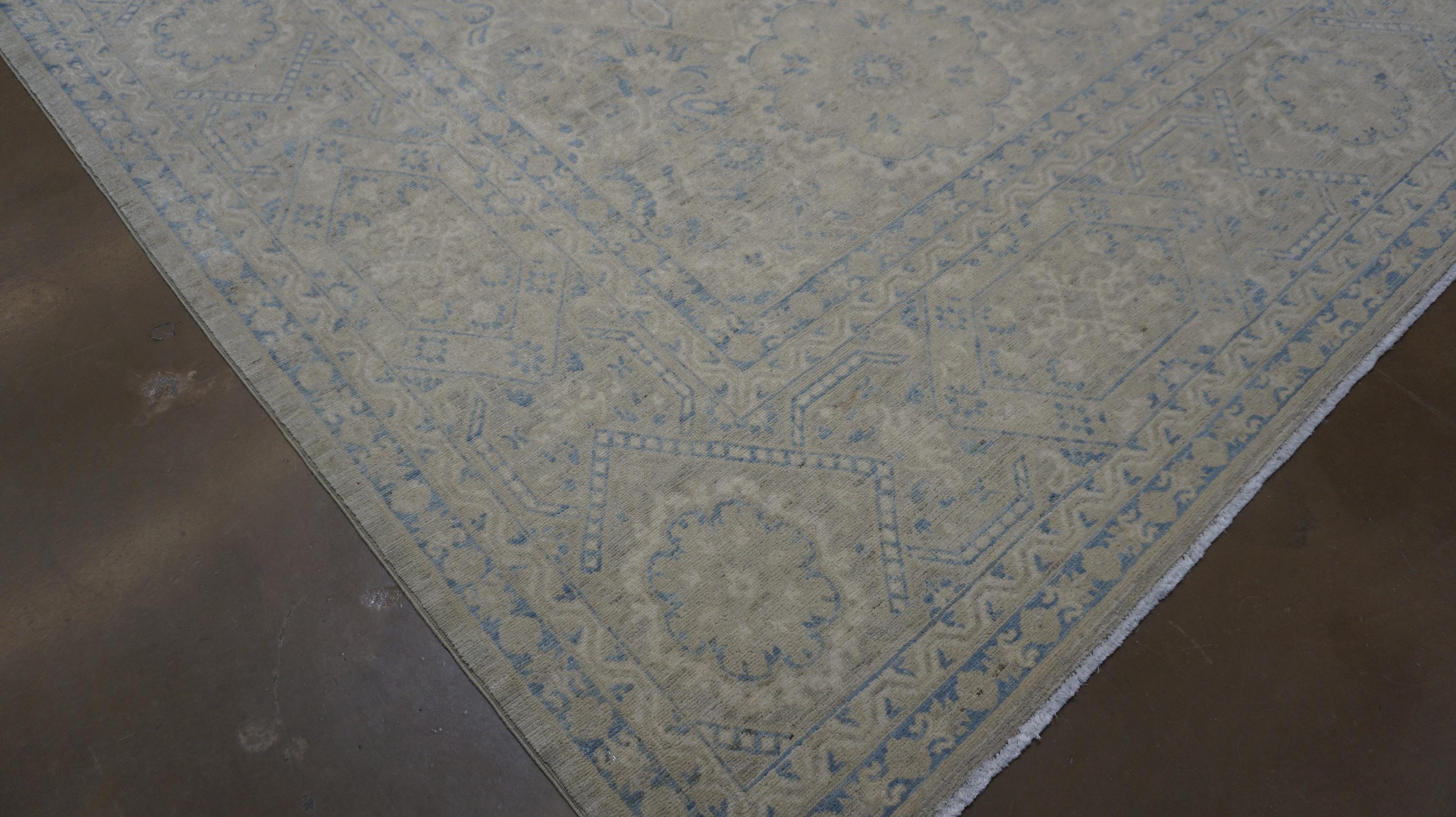 Laine Tapis en laine Sultanabad Rugs beige, vert et bleu néoclassique 8'6''x11'8'' en vente
