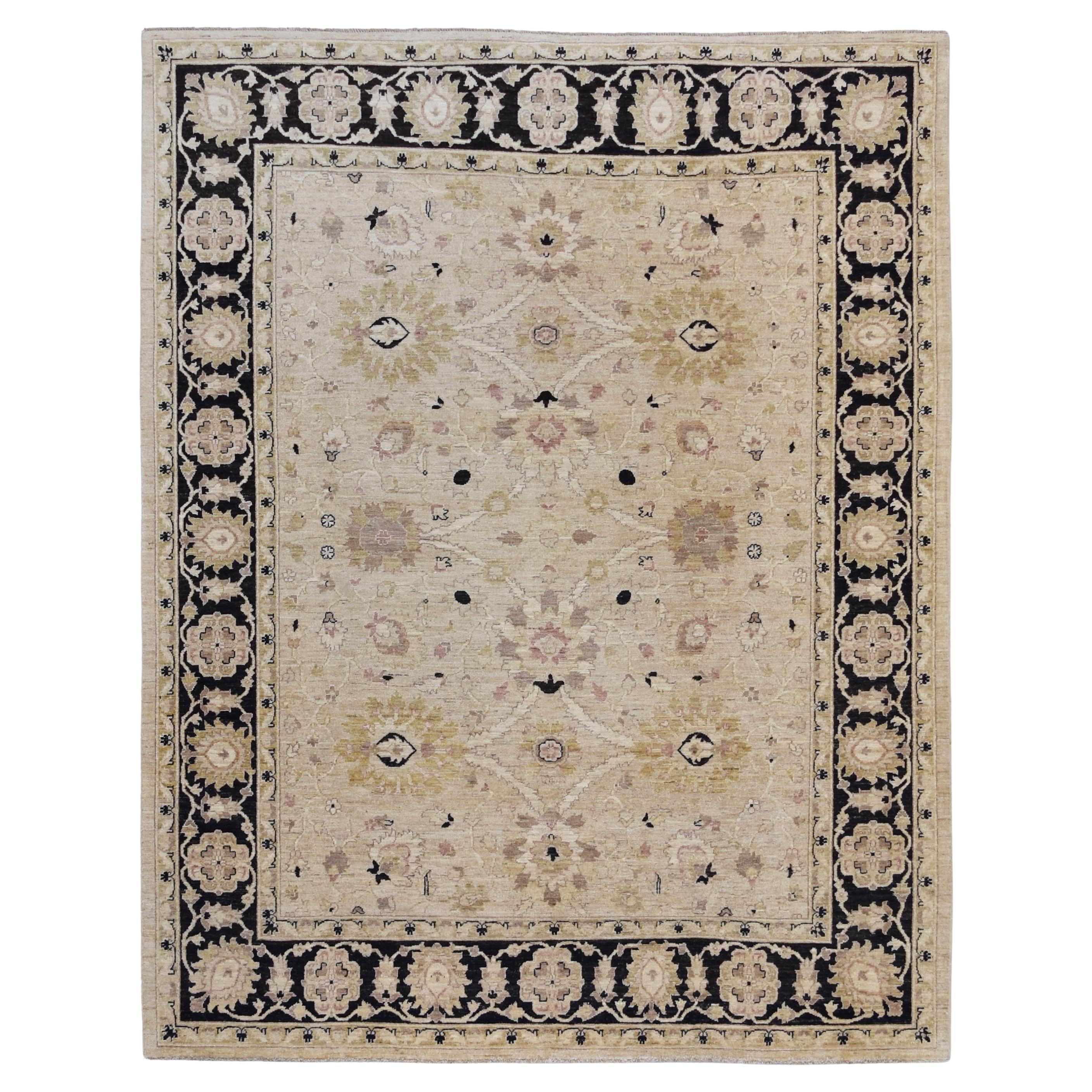 Tapis de laine néoclassique beige avec bordure noire 7'10''x9'9''