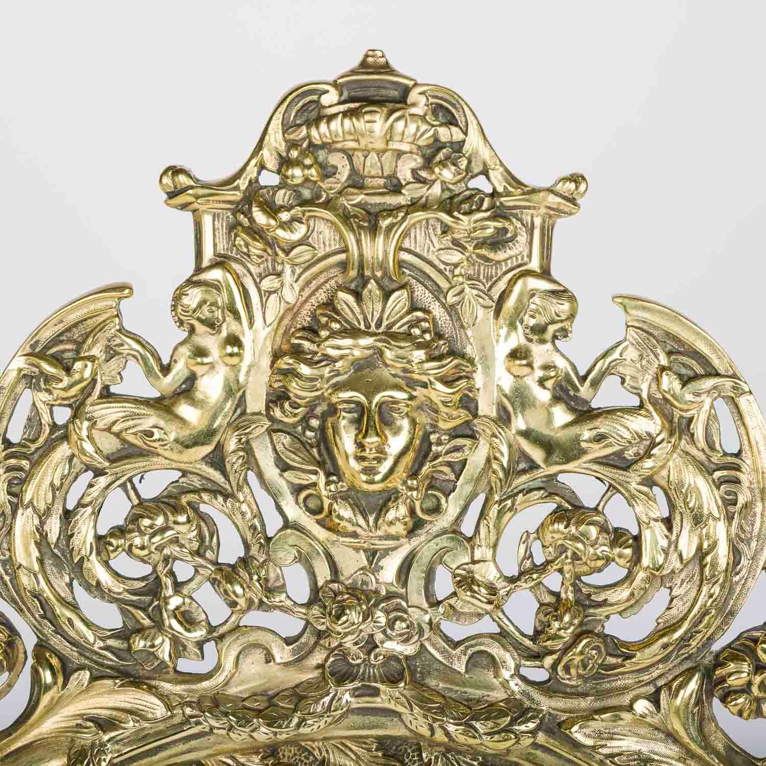 Francese Specchio da tavolo ovale neoclassico in ottone in vendita