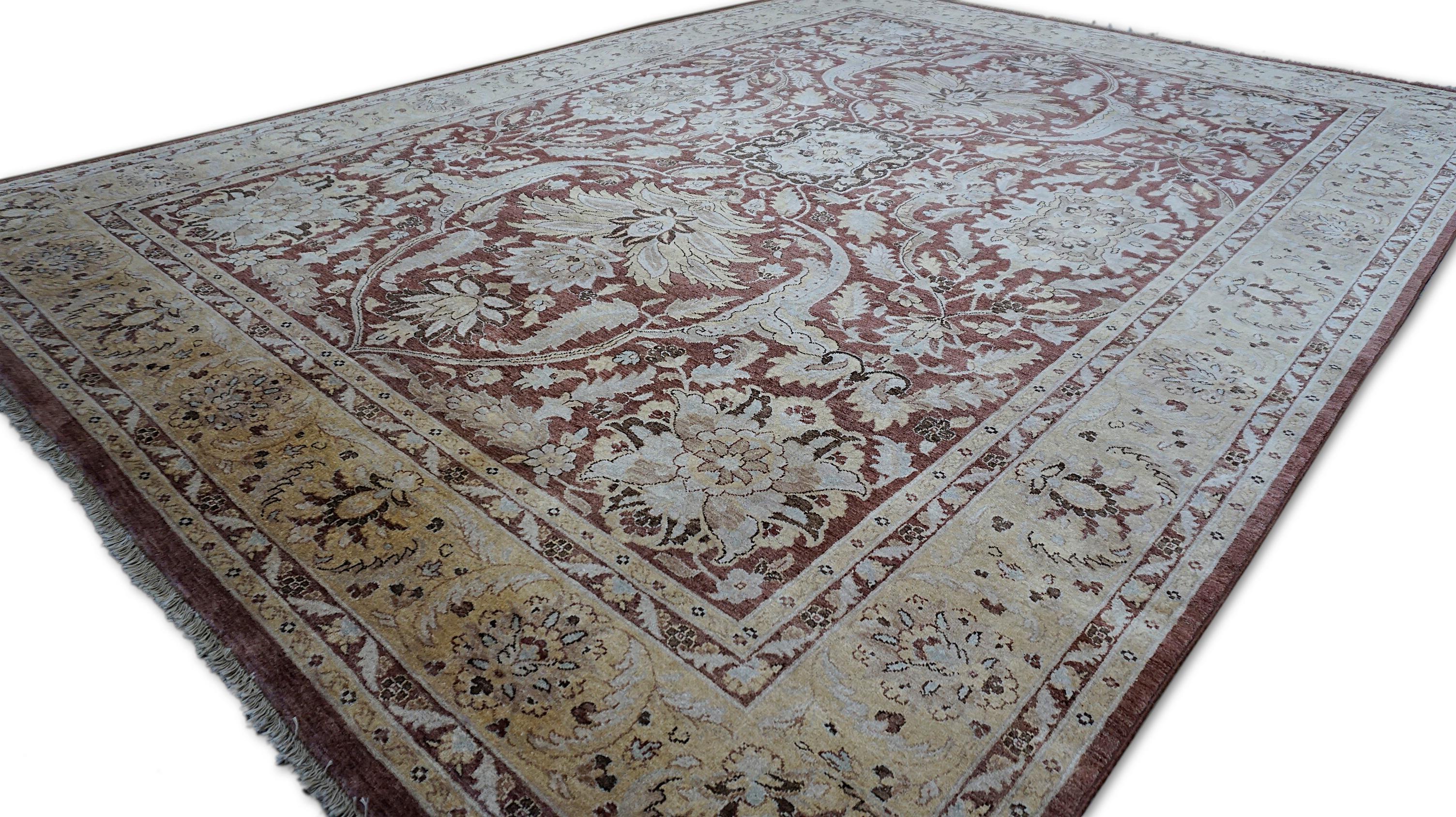 Tappeto Neo-Classico in Campo Marrone con Lana Beige 8'10''x12'3'' In condizioni Nuovo in vendita a Torrance, CA