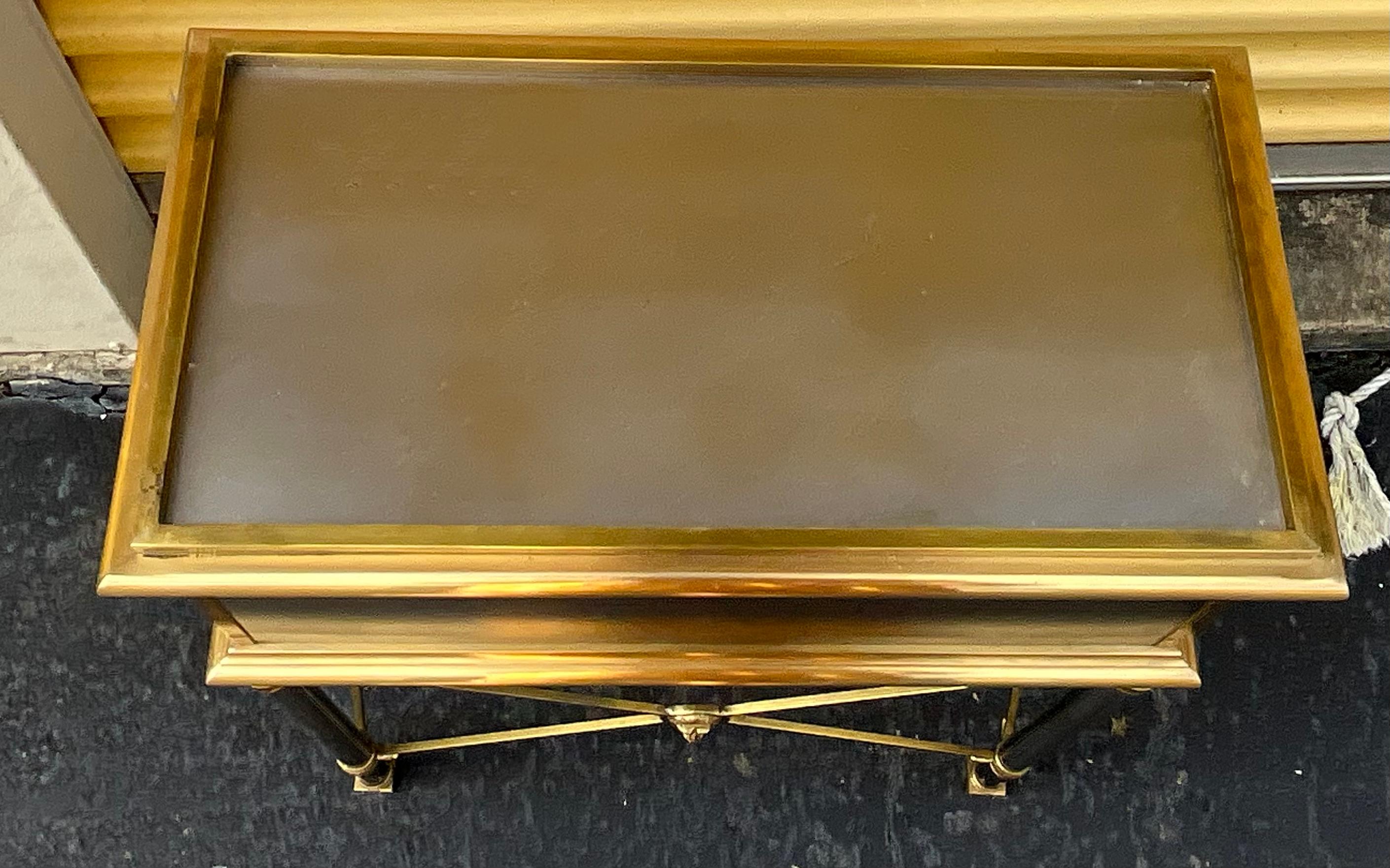 Neo-Classical Maison Jansen Style Stainless & Brass Box On Stand / Side Table  In Good Condition For Sale In Kennesaw, GA
