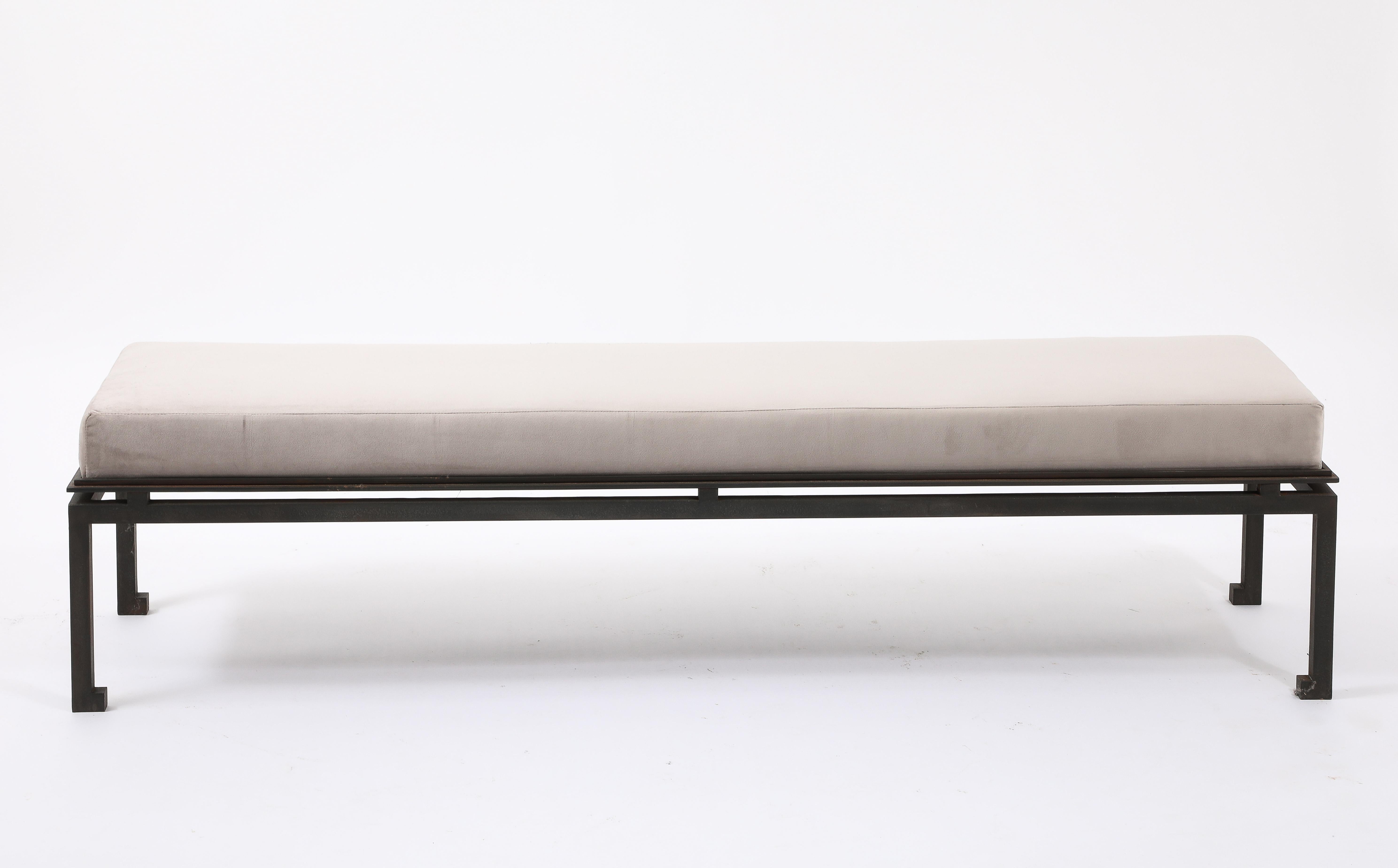 Neo Classical Patinated Steel & Upholstery Maison Ramsay Bench - France 1960's For Sale 4