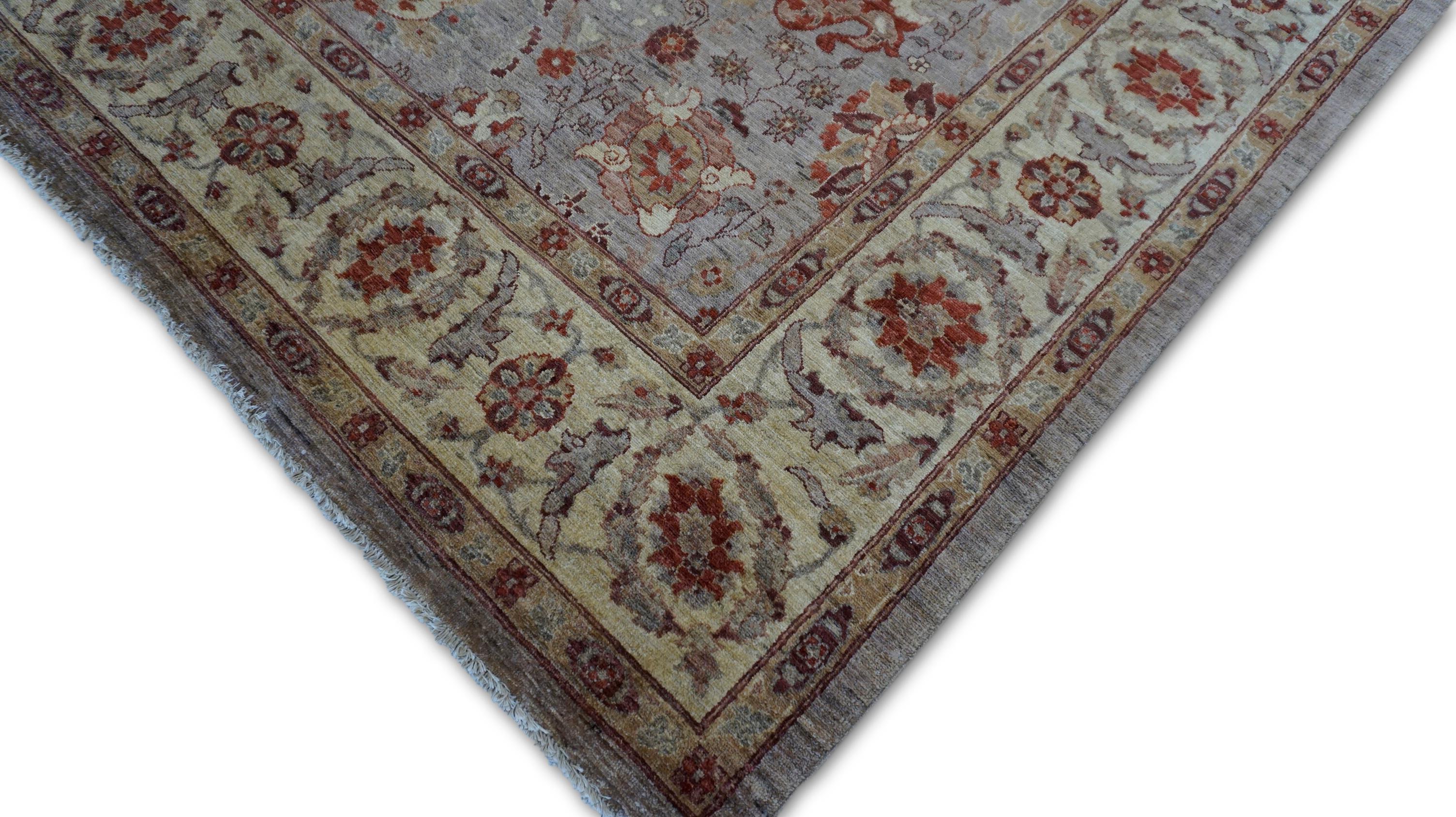 Néoclassique Tapis en laine néoclassique violet, rouille et ivoire 7'11''x10' en vente