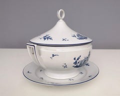 Neoclassical Richard Ginori White and Blue Porcelain Soup Dish, Italy