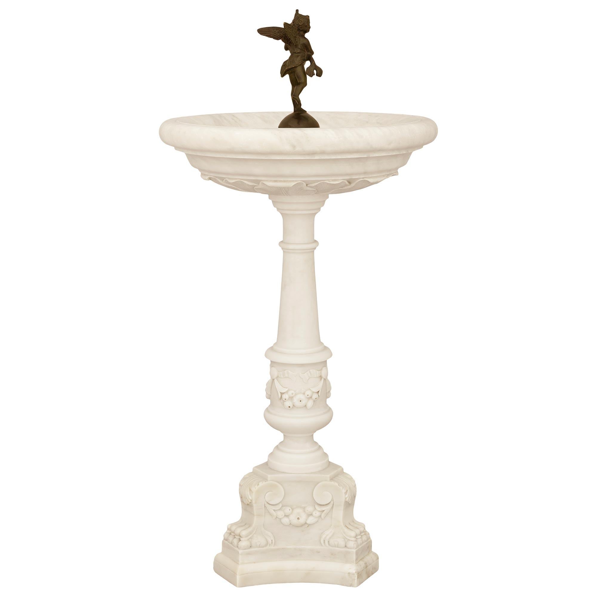 Neoclassical Neo-Classical st. white Carrara marble and patinated Bronze fountain For Sale