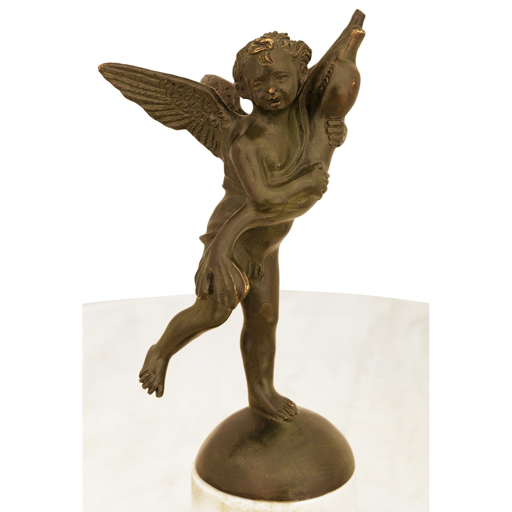 Italian Neo-Classical st. white Carrara marble and patinated Bronze fountain For Sale