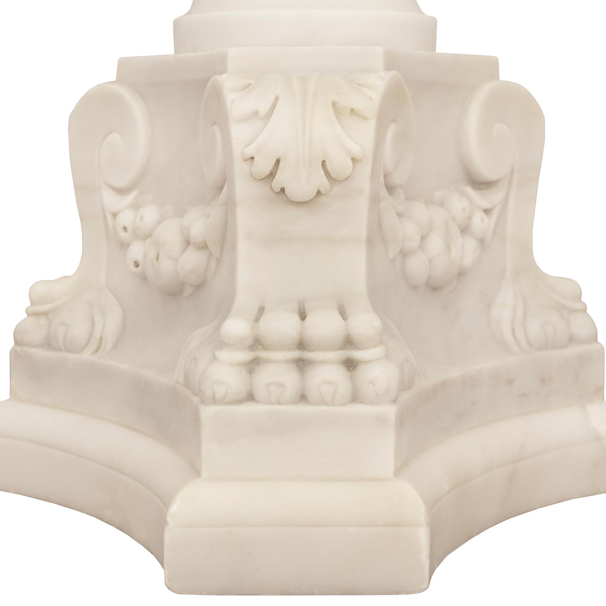 19th Century Neo-Classical st. white Carrara marble and patinated Bronze fountain For Sale